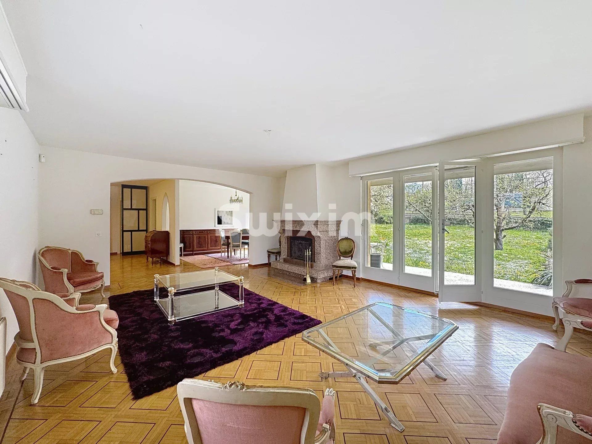 casa 7 Camere in vendita su Meyrin (1216)