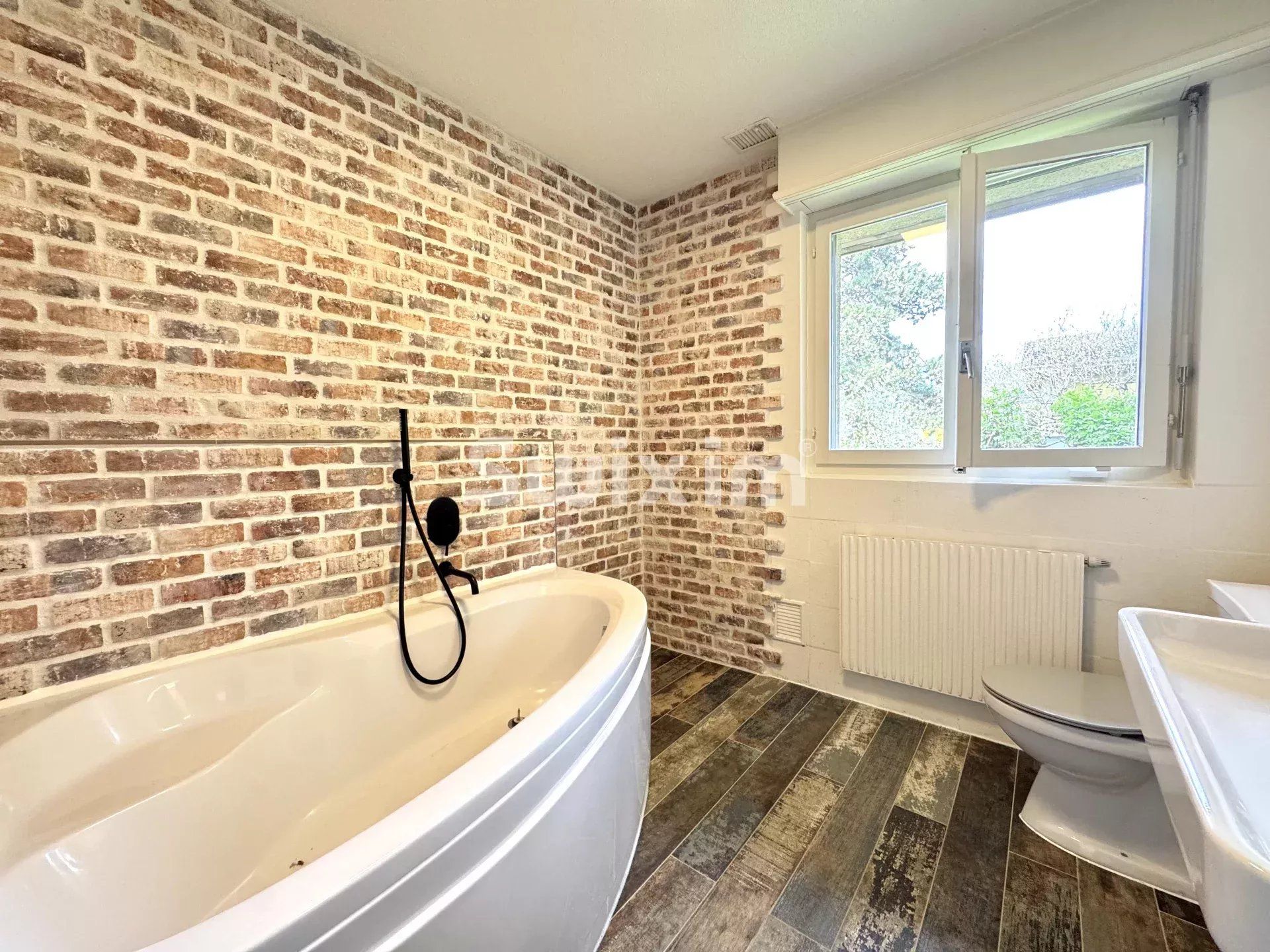 casa 7 Camere in vendita su Meyrin (1216)