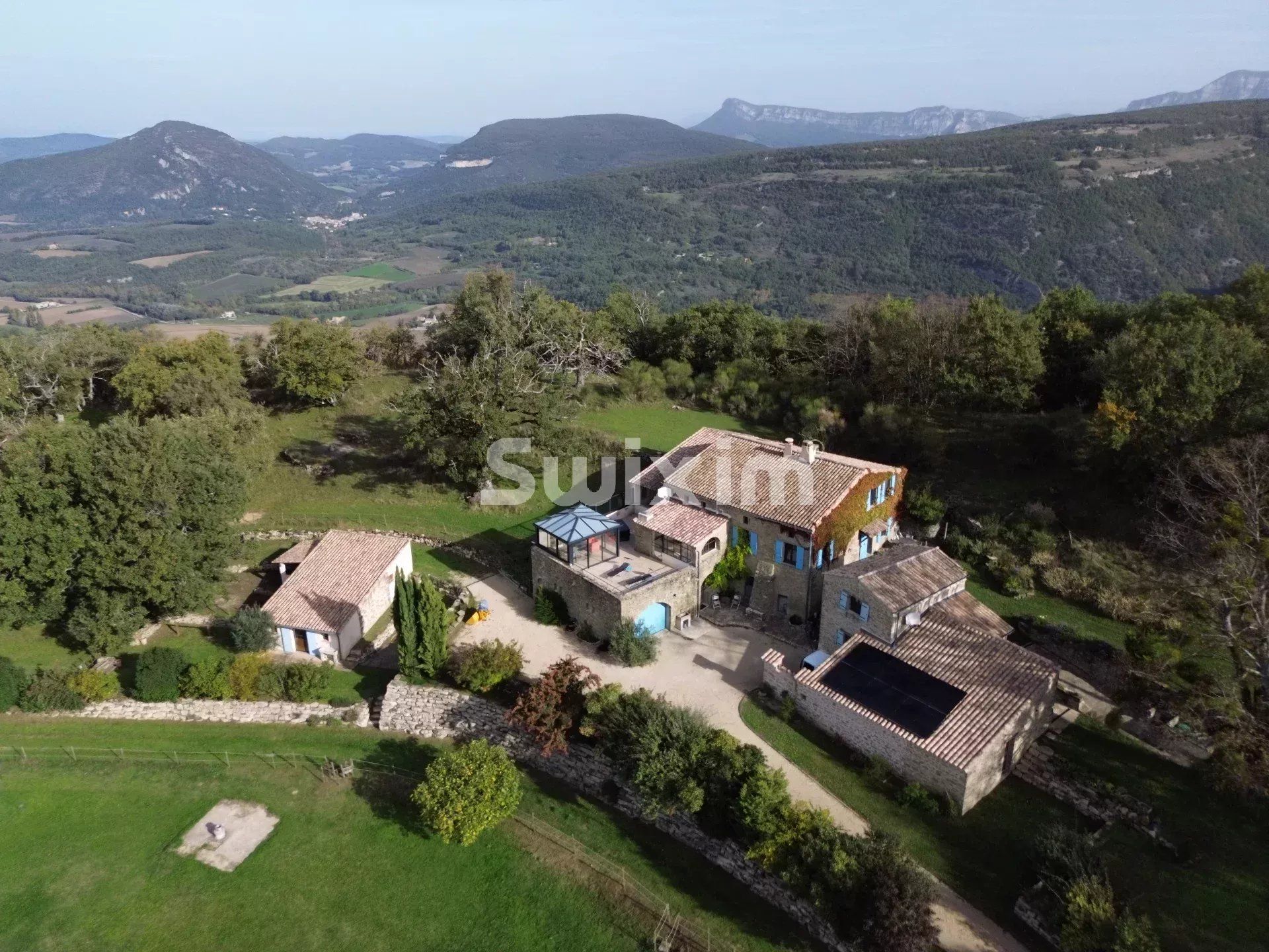 propriété 8 Pièces en vente sur Dieulefit (26220)