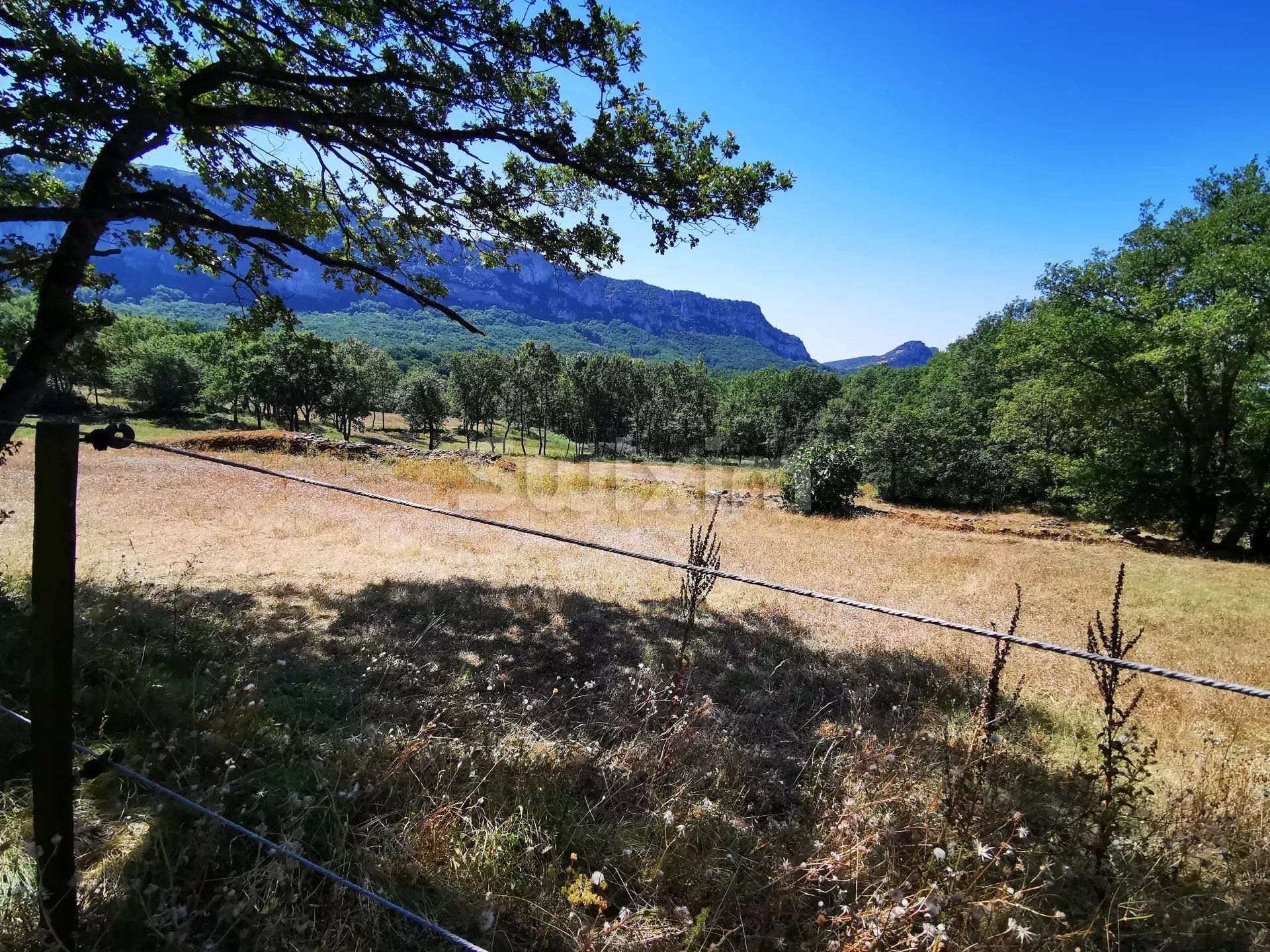 propriété 8 Pièces en vente sur Dieulefit (26220)