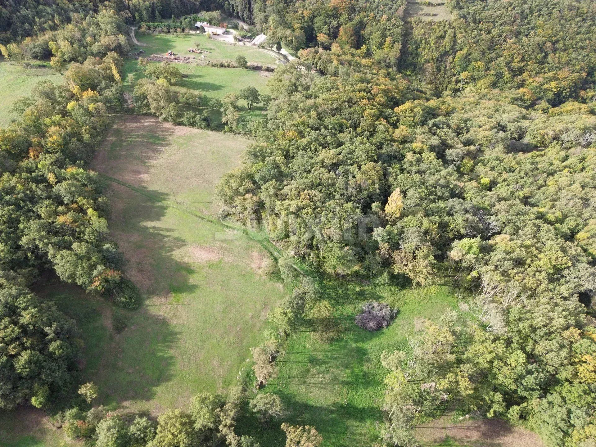 propriété 8 Pièces en vente sur Dieulefit (26220)