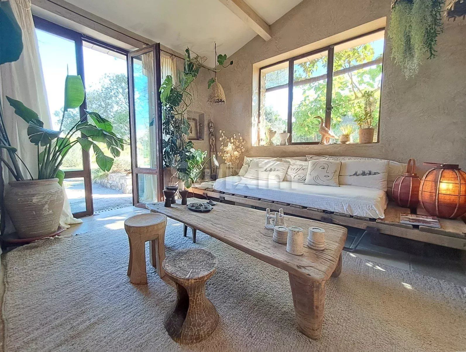 casa 8 Salas en venta en Saint-André-de-Cruzières (07460)