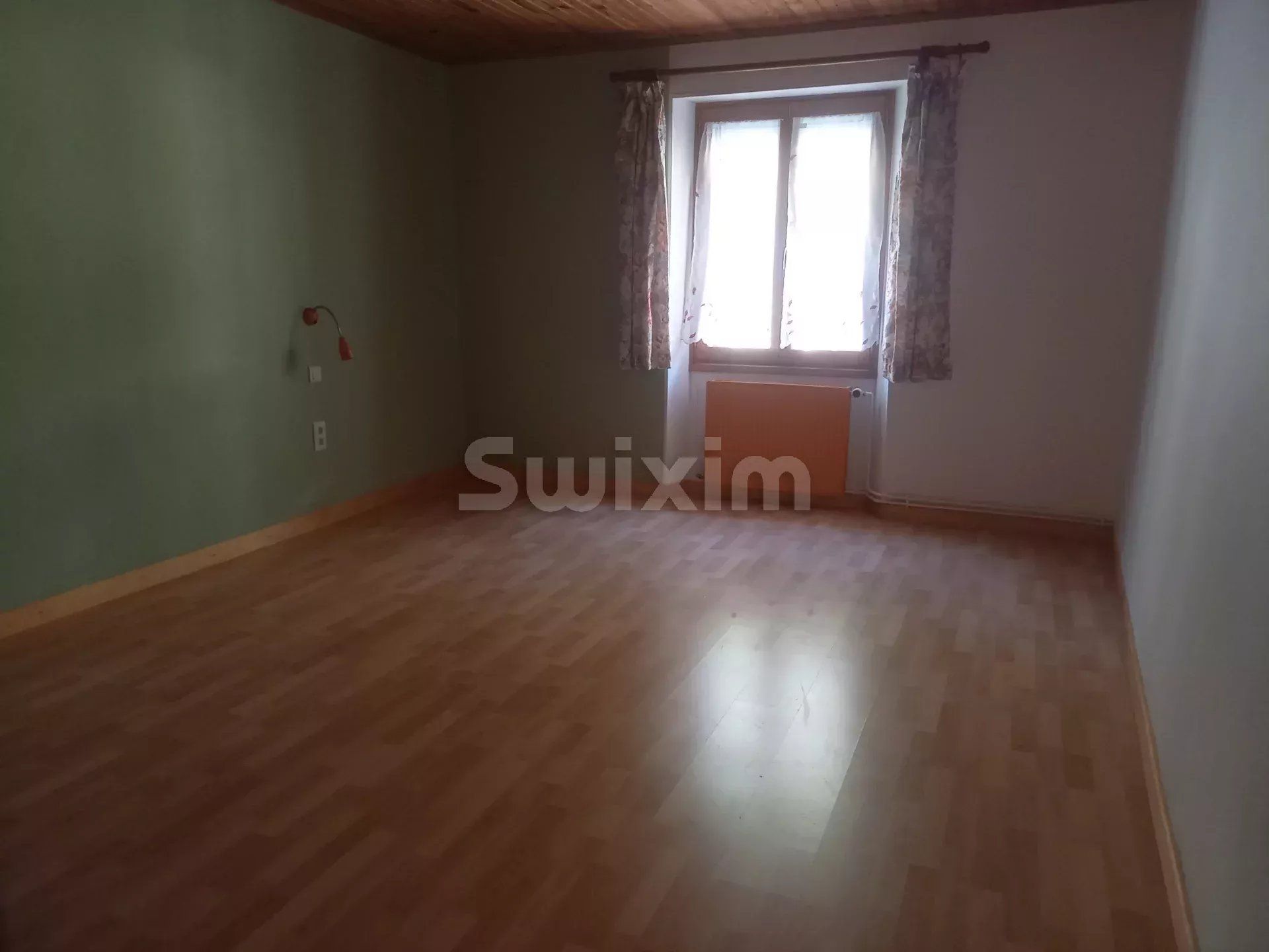 maison 7 Pièces en location sur Hauts de Bienne (39400)