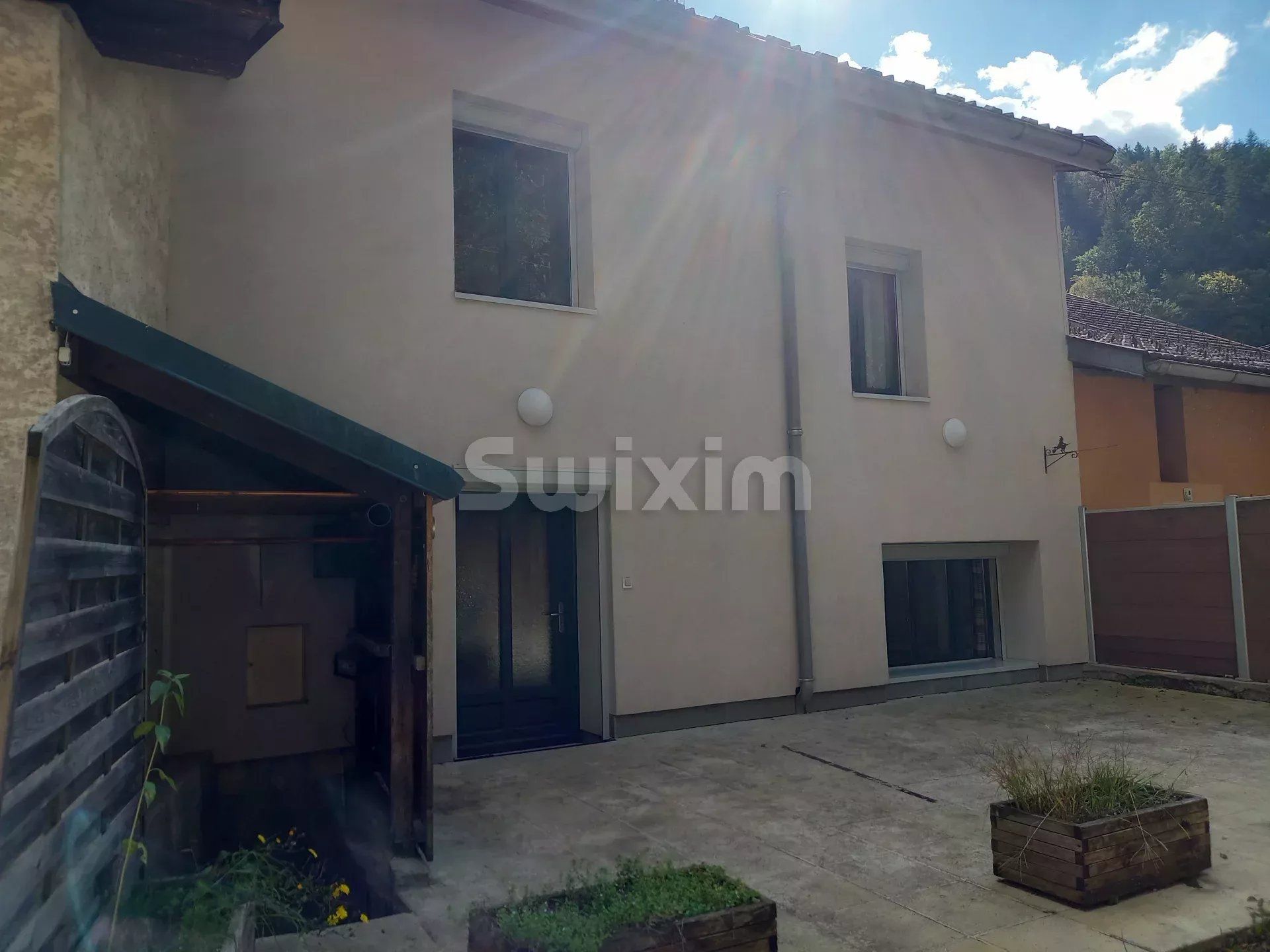 maison 7 Pièces en location sur Hauts de Bienne (39400)