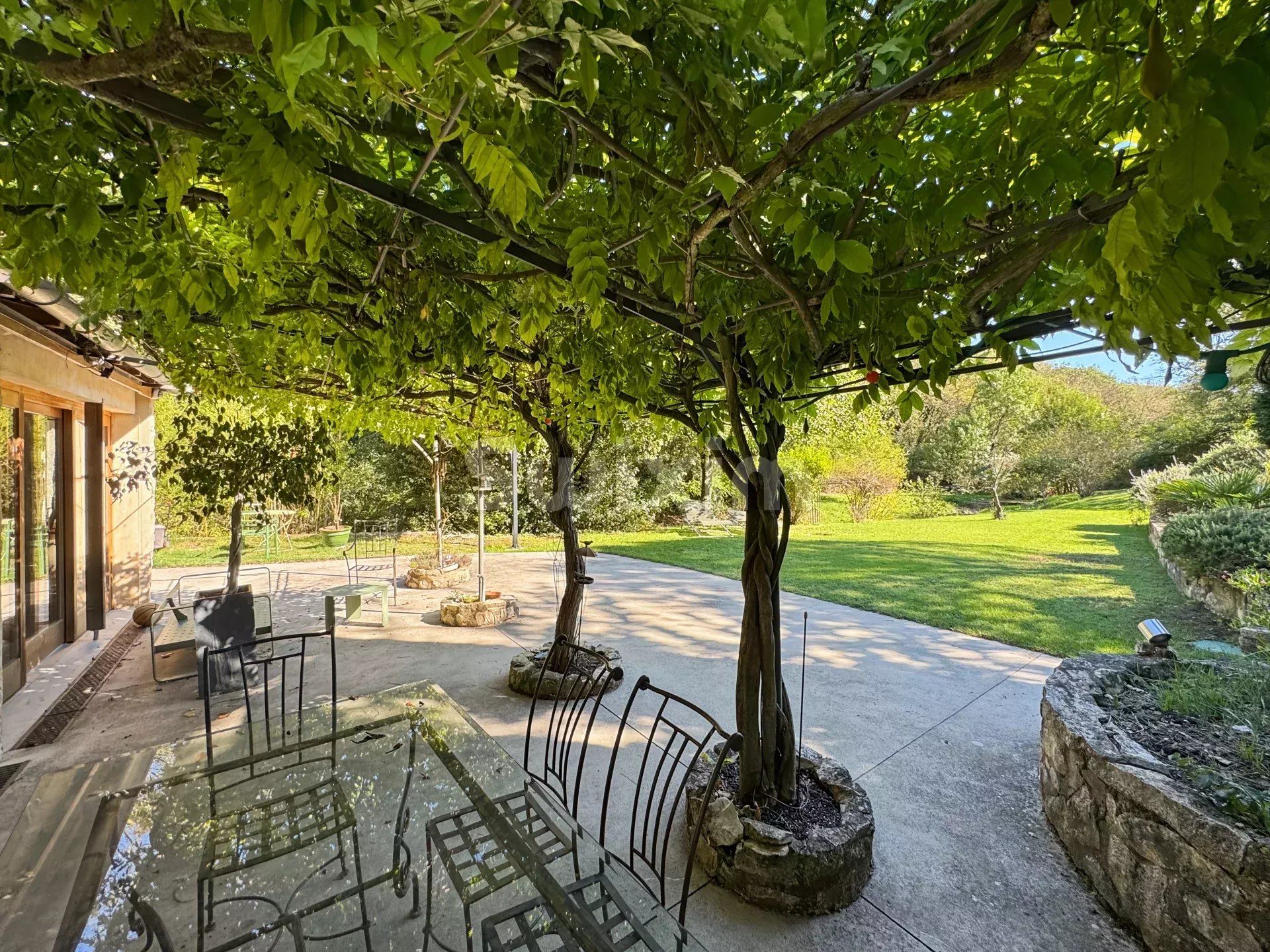 maison 10 Pièces en vente sur Puygiron (26160)