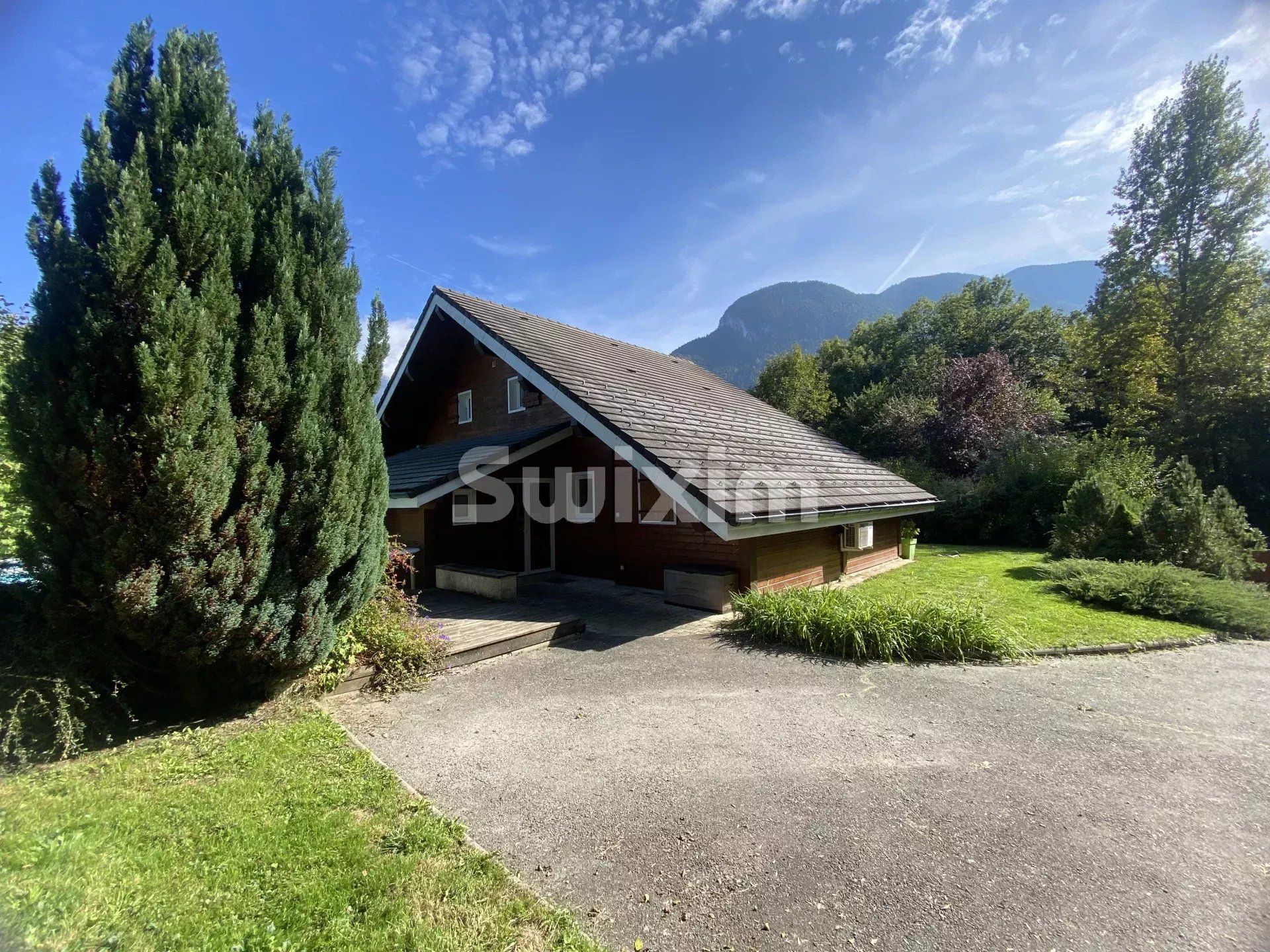 maison 9 Pièces en vente sur Thorens-Glières (74570)