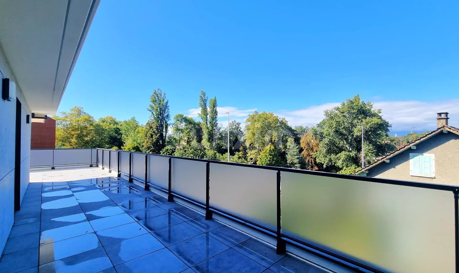 appartamento 4 Camere in vendita su Gaillard (74240)