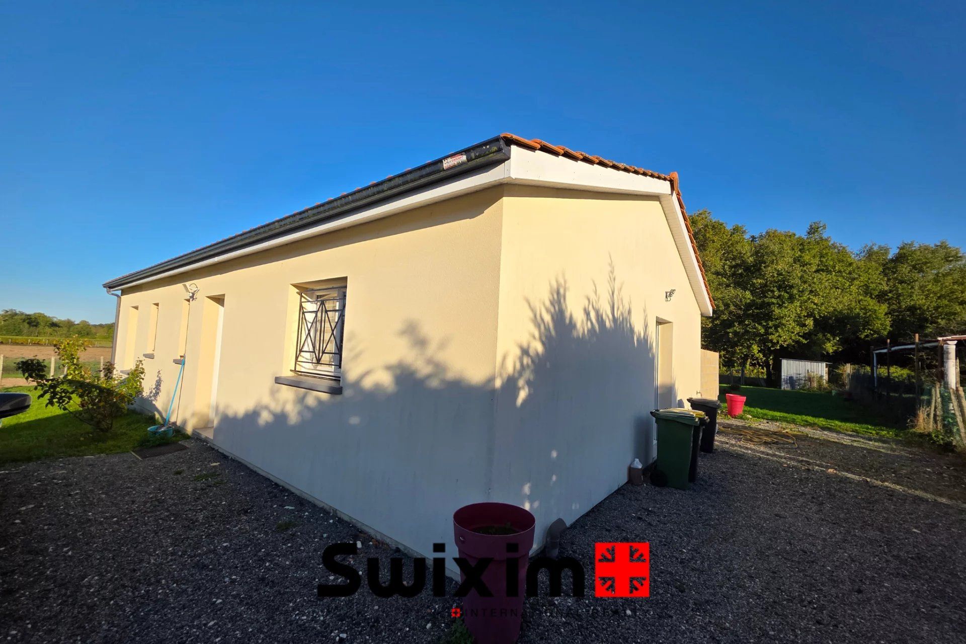 casa 5 Camere in vendita su Lesparre-Médoc (33340)