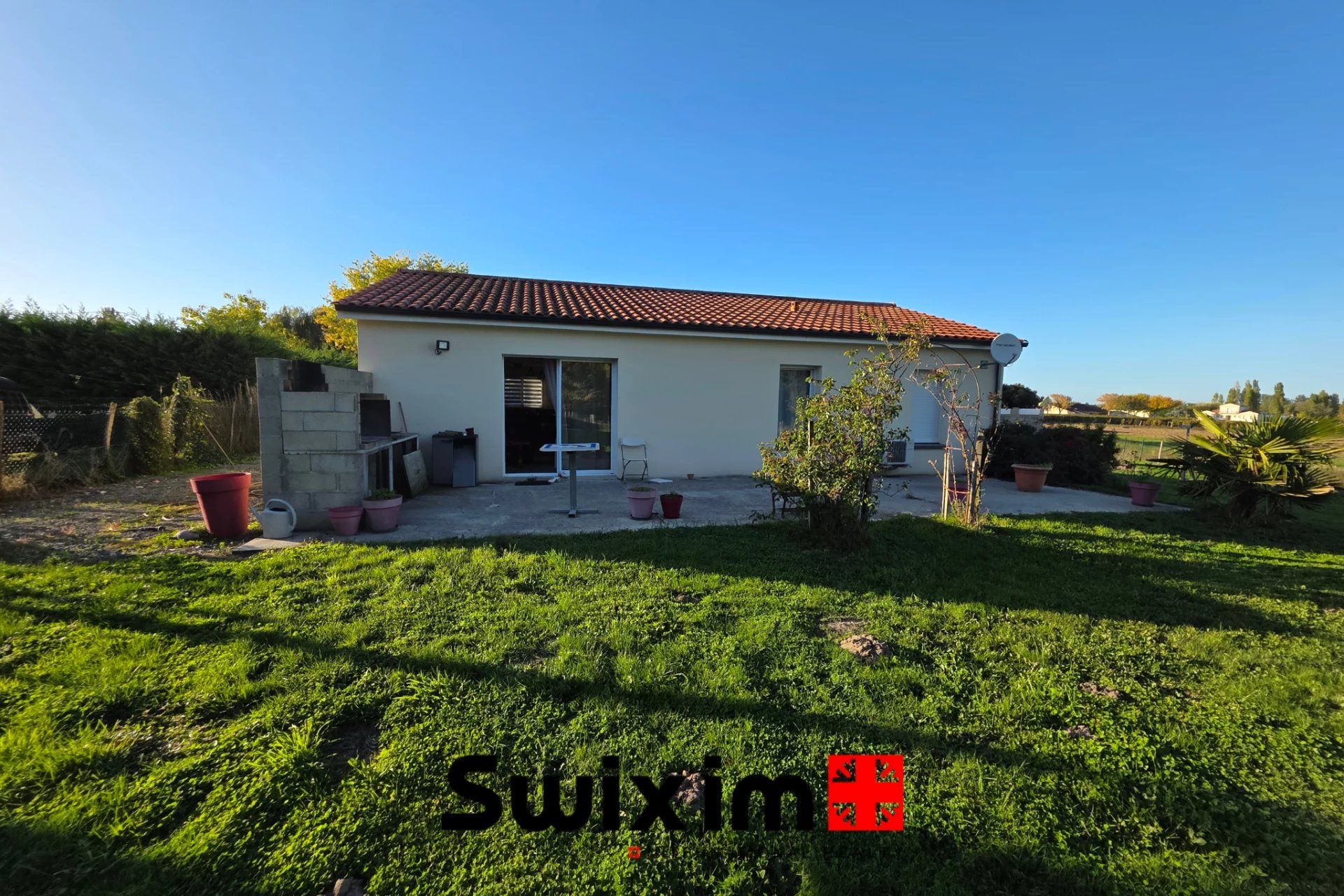 casa 5 Camere in vendita su Lesparre-Médoc (33340)