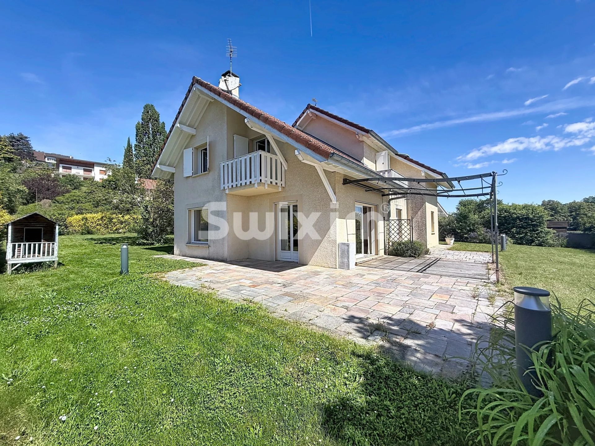 casa 7 Salas en venta en Grilly (01220)