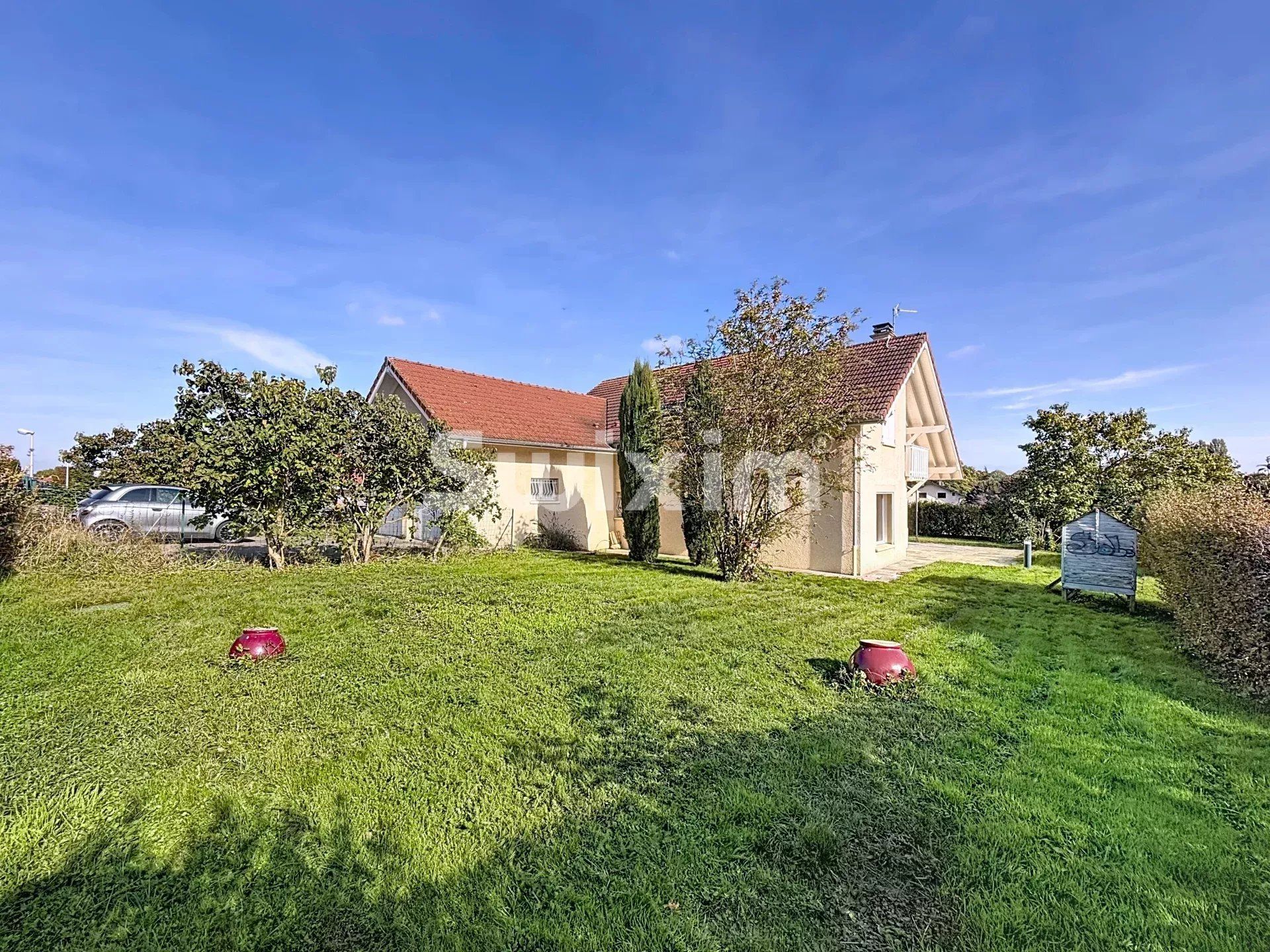 casa 7 Salas en venta en Grilly (01220)