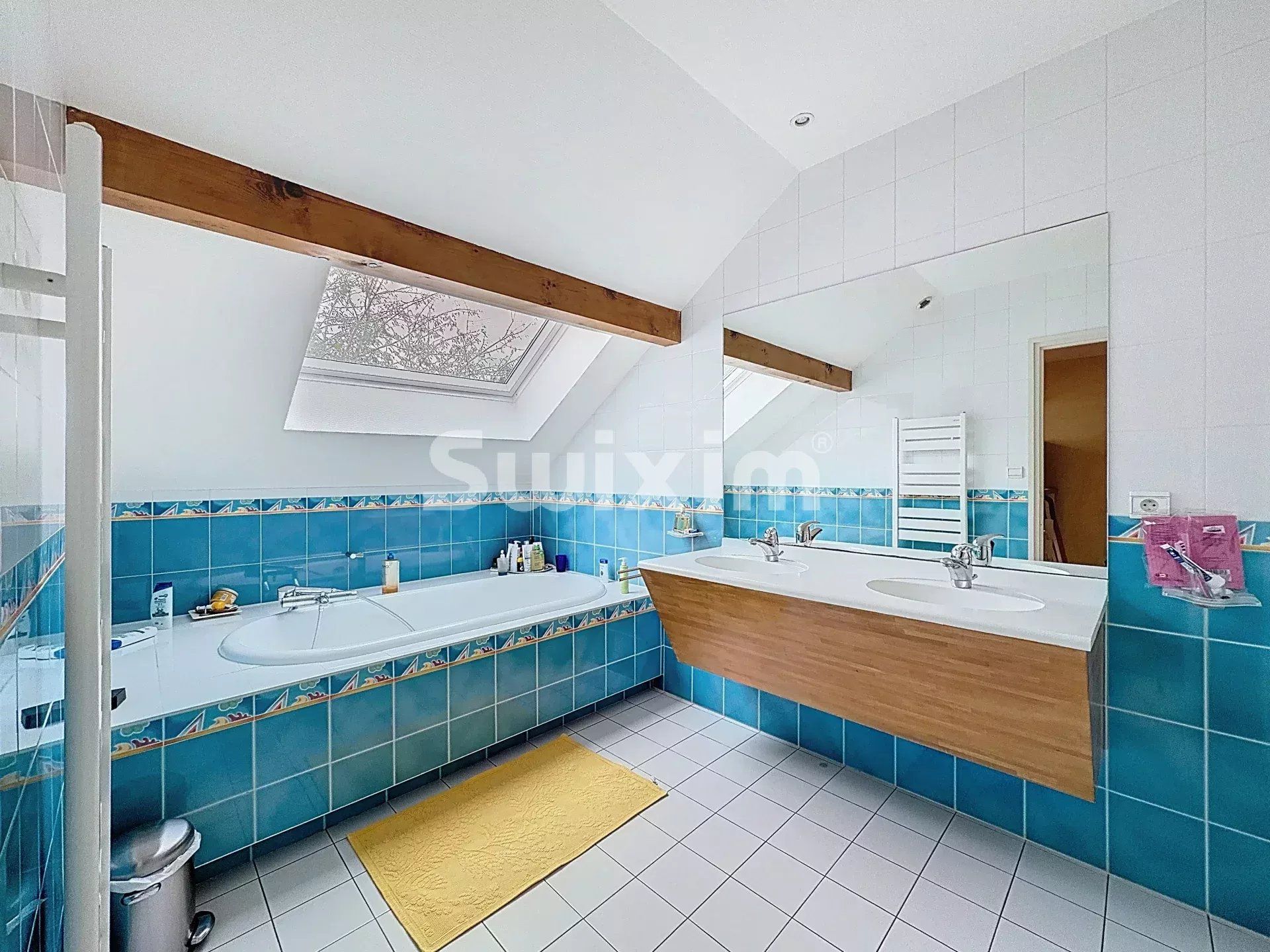 casa 7 Camere in vendita su Gex (01170)