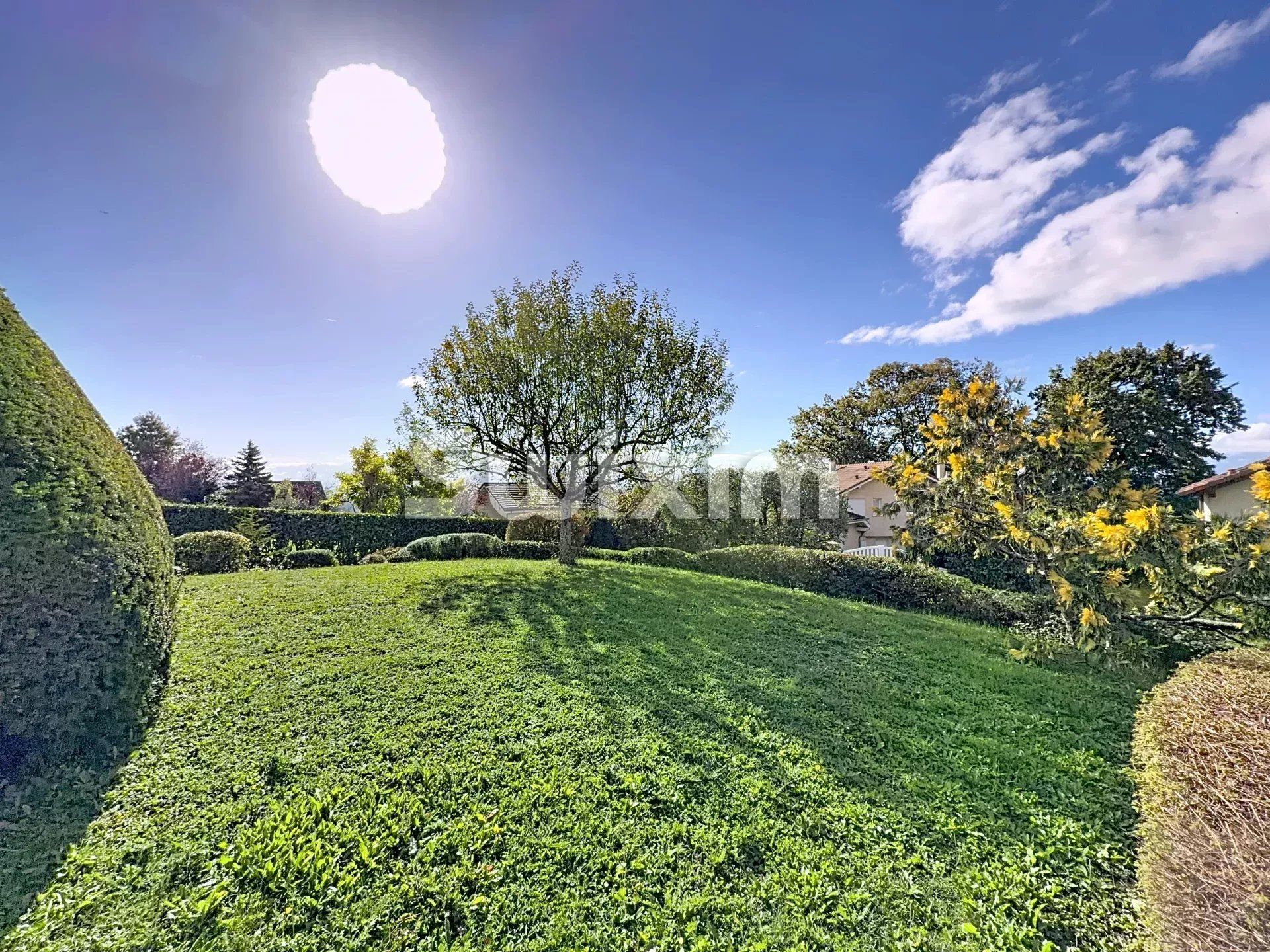 casa 7 Quartos para venda sobre Gex (01170)