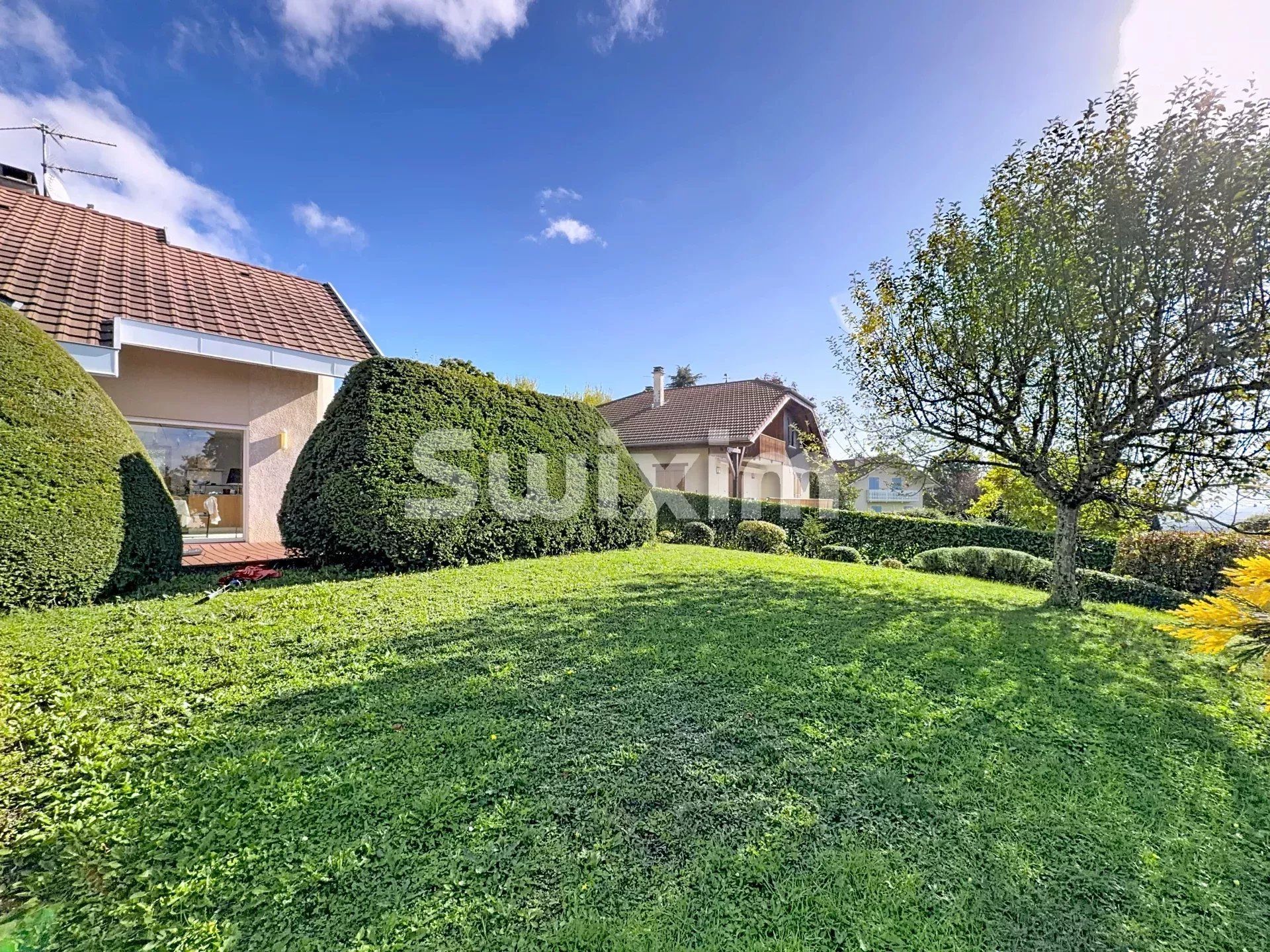 casa 7 Quartos para venda sobre Gex (01170)