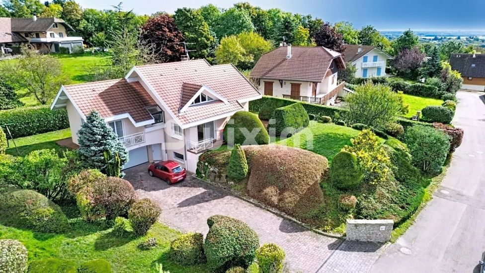 Venta Casa Gex 7&nbsp;Salas 247&nbsp;m²