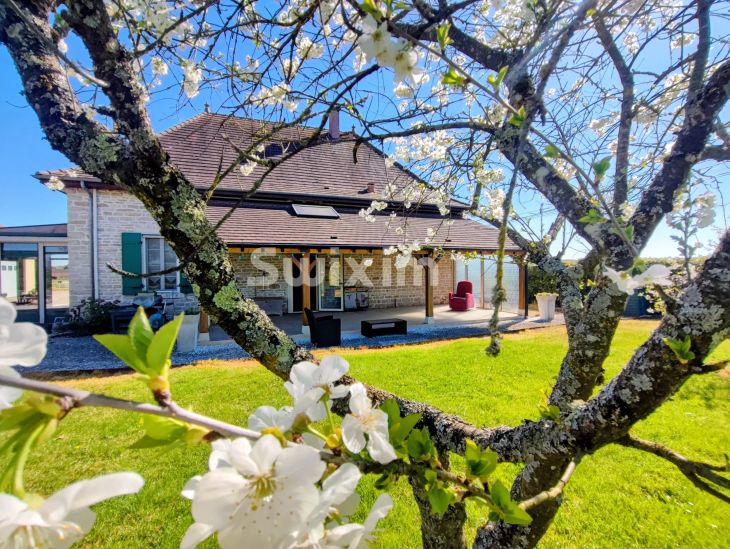 Sale House Beaune 5&nbsp;Rooms 197&nbsp;m²