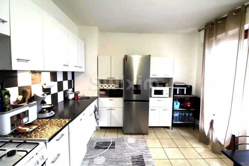 Vente Immeuble Thyez 17 Pièces 354.68 m²