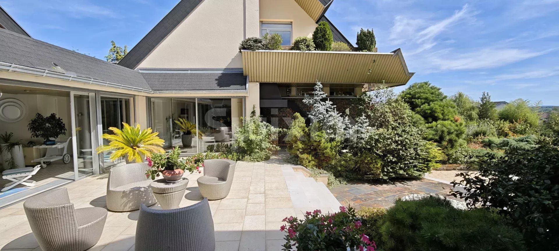 maison 9 Pièces en vente sur Brevans (39100)