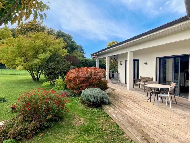 Vente Maison Montélier 6 Pièces 180 m²