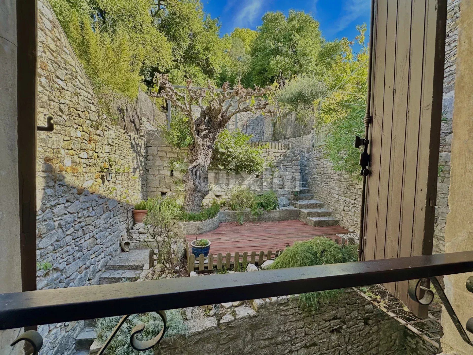 house 5 Rooms for sale on Vézénobres (30360)