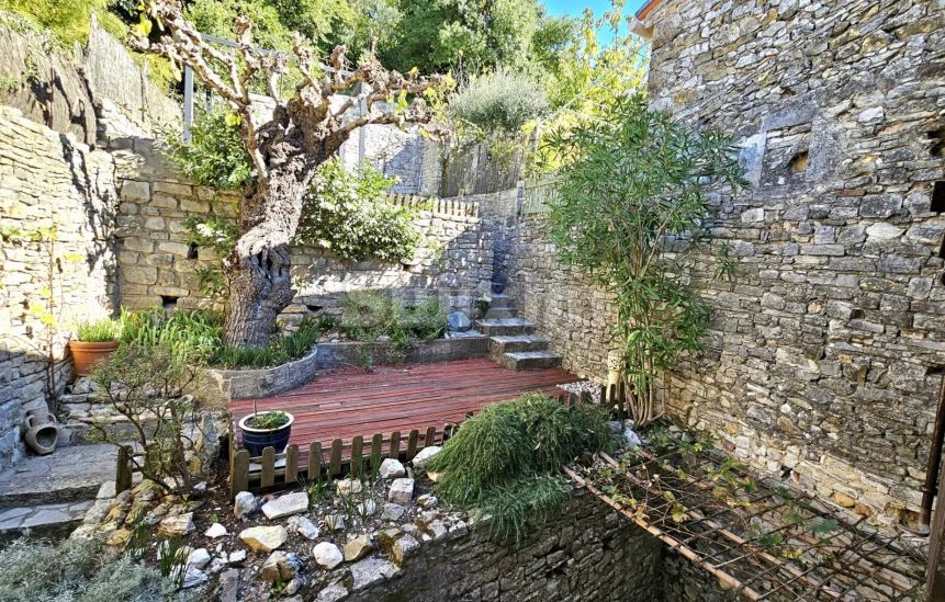 Vente Maison Vézénobres 5 Pièces 100 m²