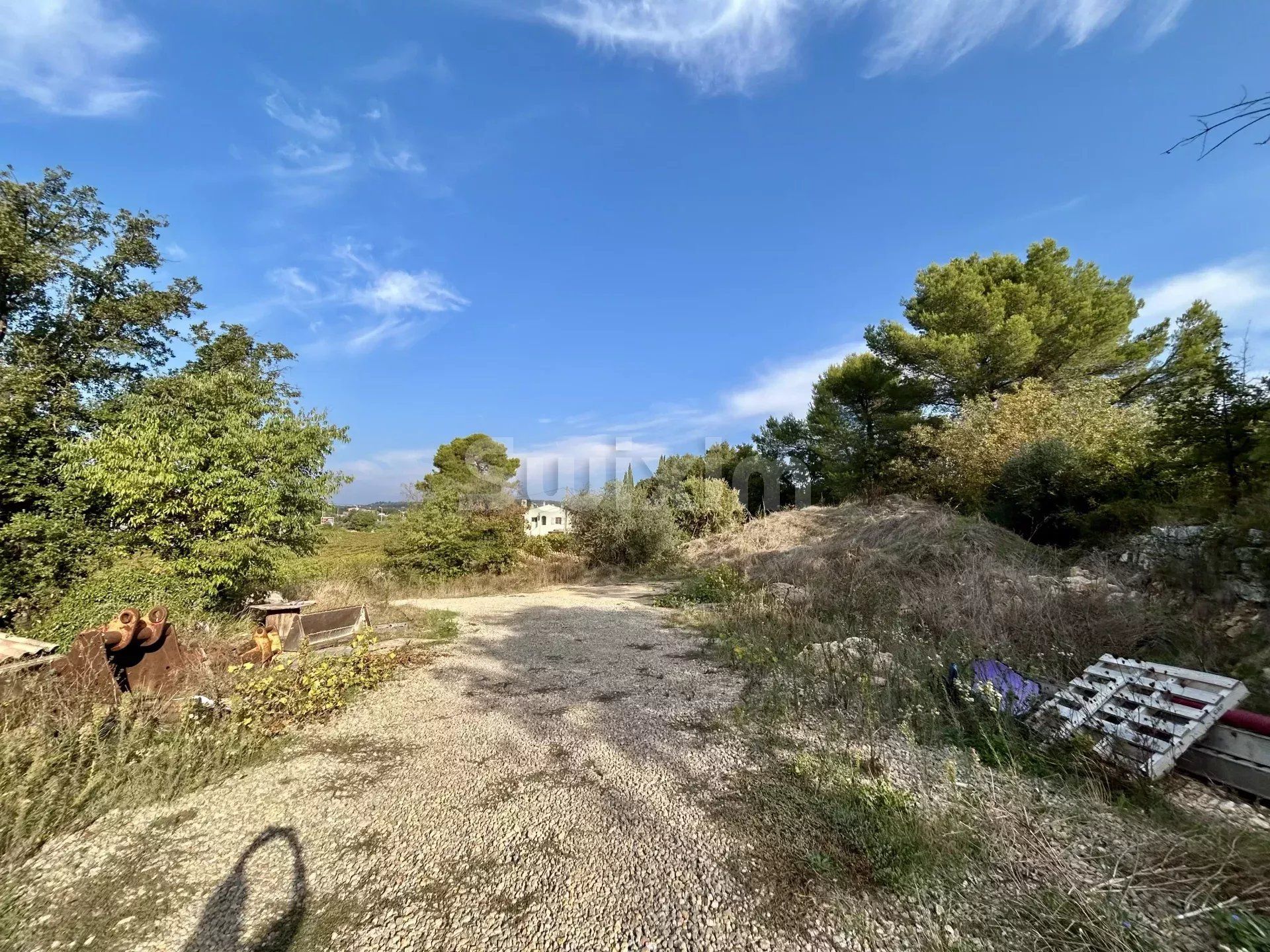 terrain non constructible en vente sur Lorgues (83510)
