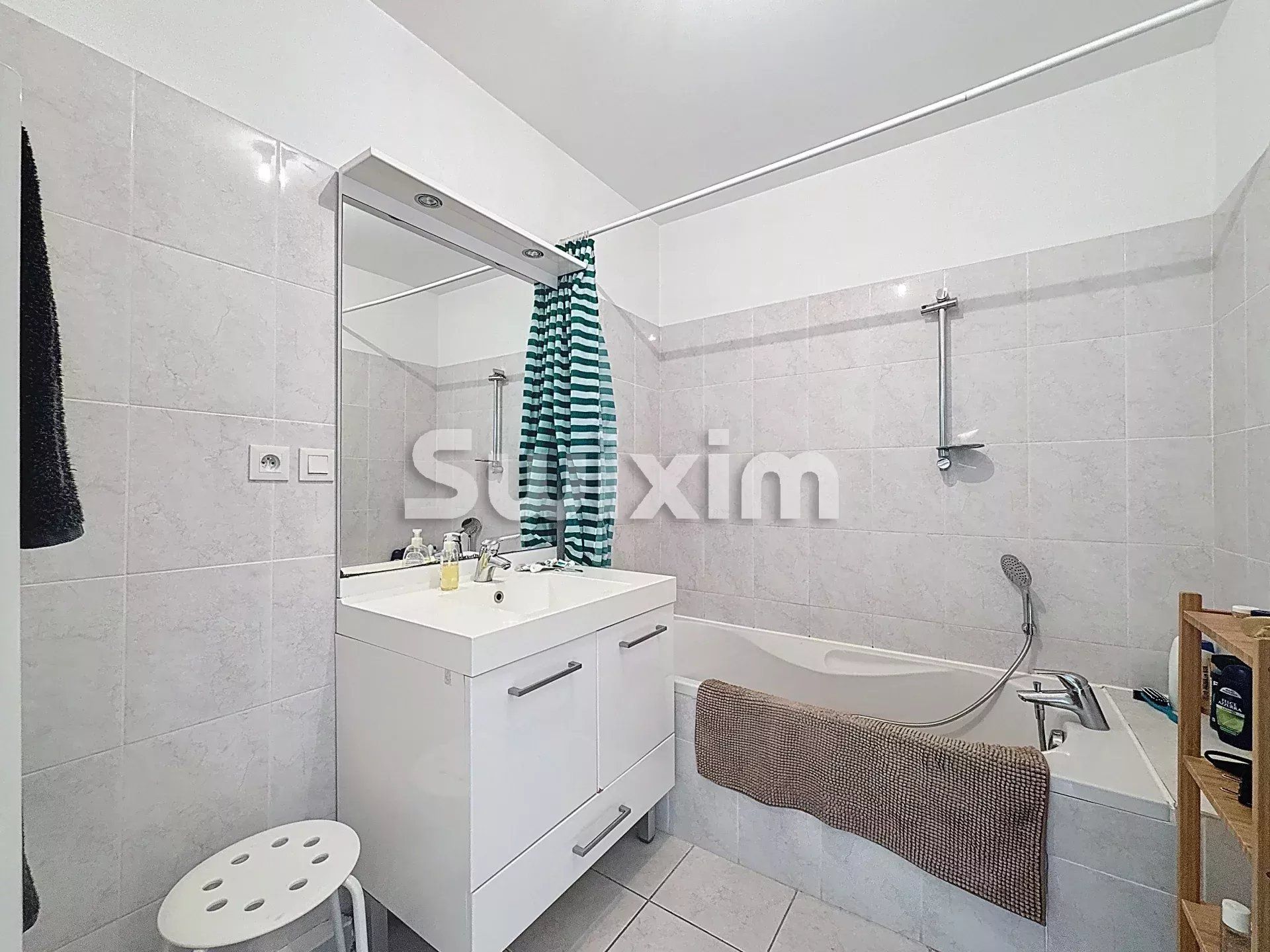 apartamento 2 Quartos para venda sobre Prévessin-Moëns (01280)