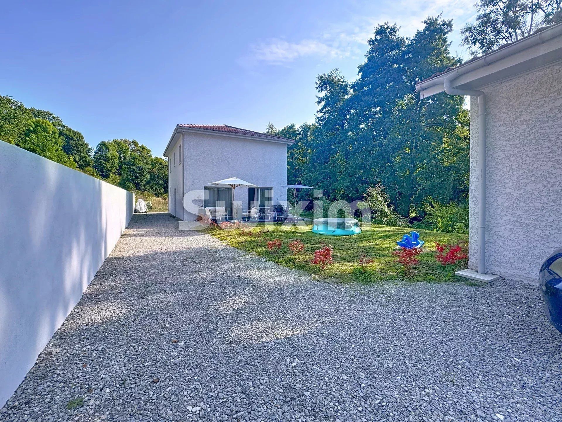 maison 5 Pièces en vente sur Chevry (01170)