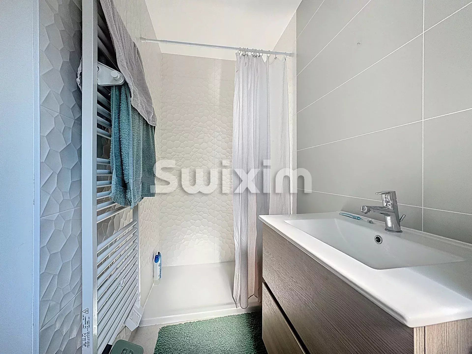 maison 5 Pièces en vente sur Chevry (01170)