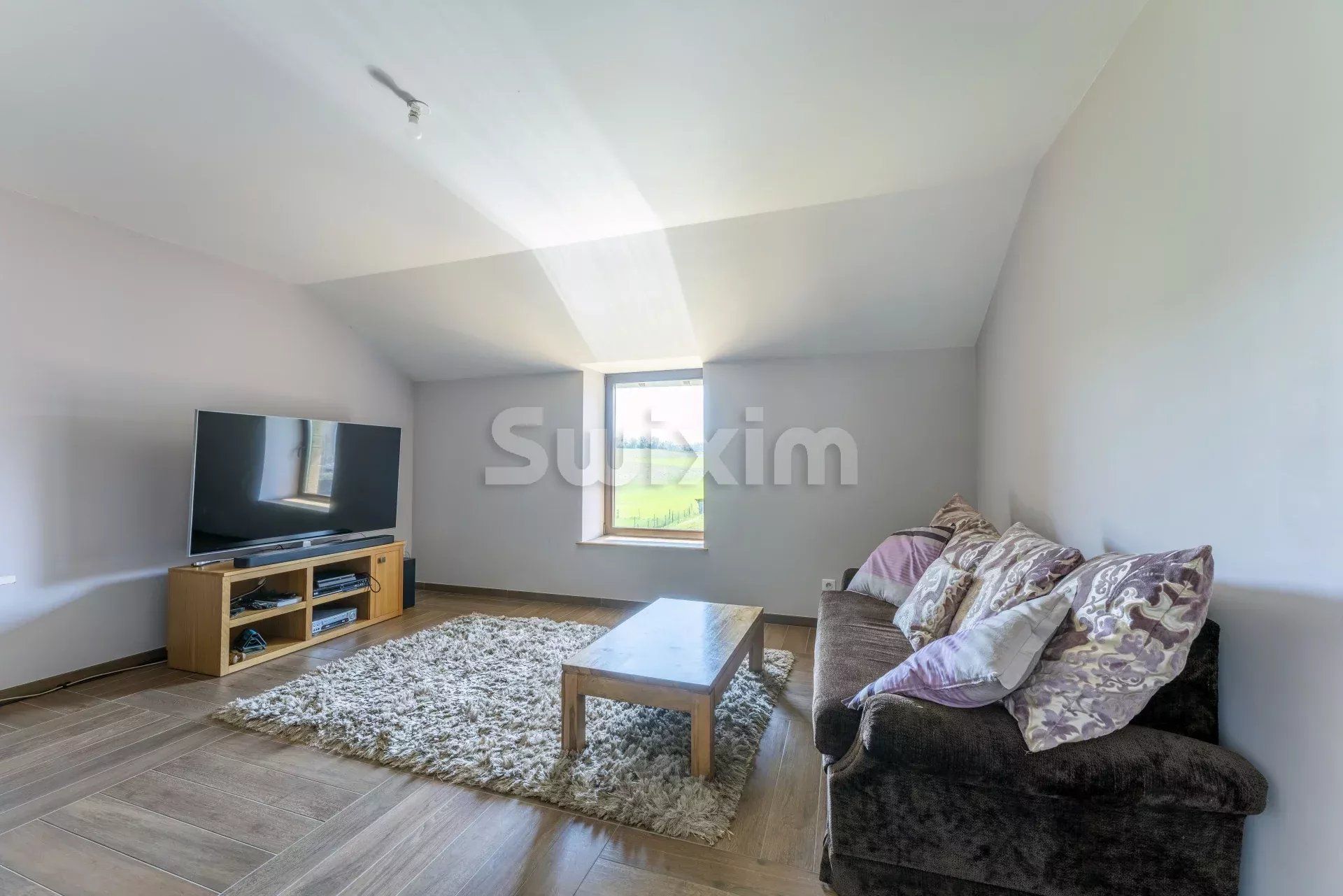 maison 6 Pièces en vente sur Charnay (69380)