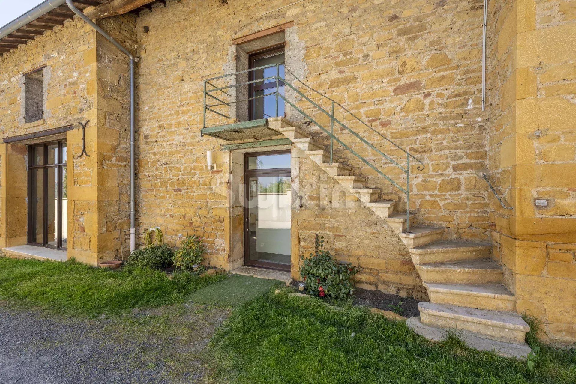 maison 6 Pièces en vente sur Charnay (69380)