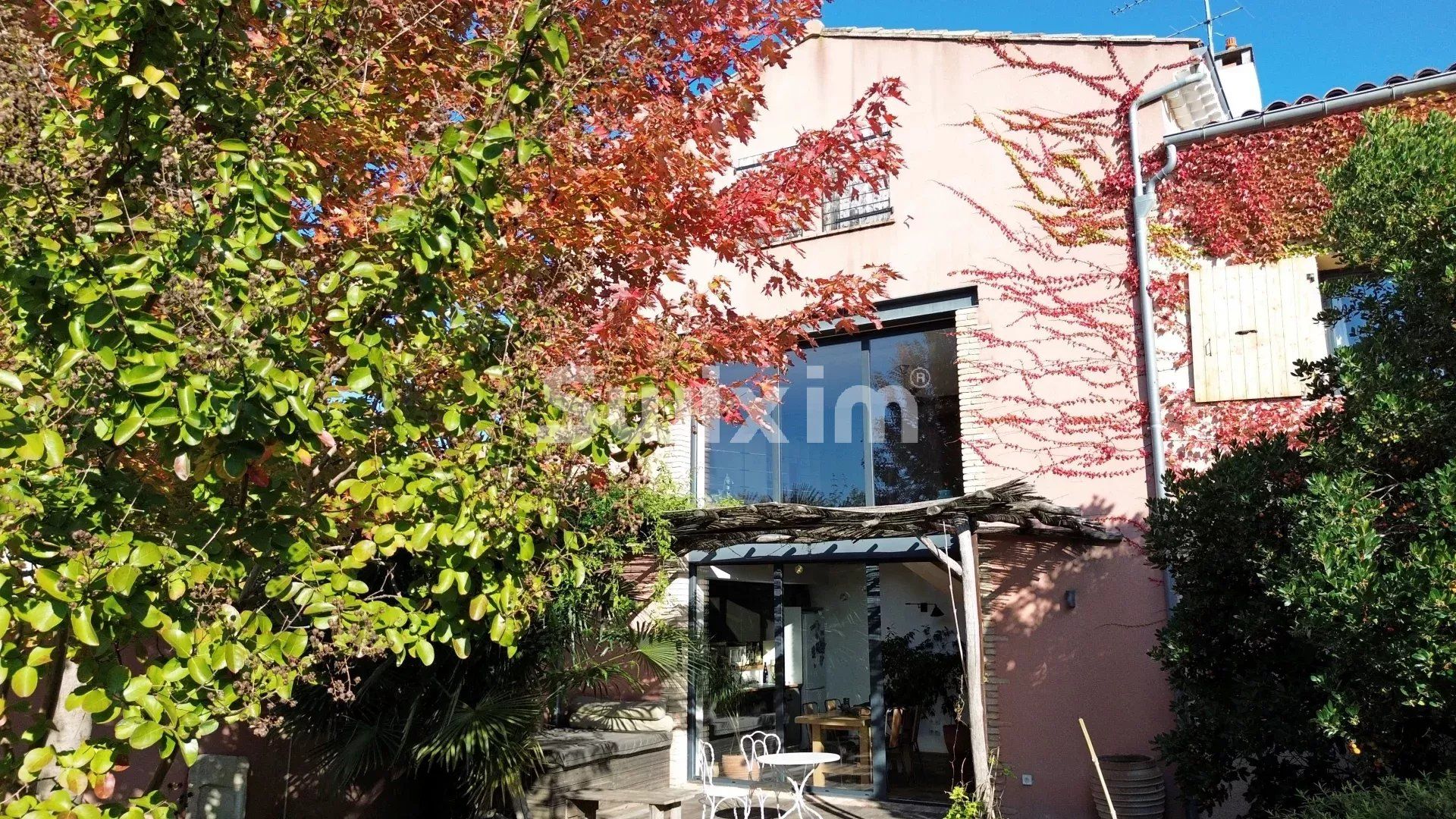 casa 12 Camere in vendita su Montélimar (26200)