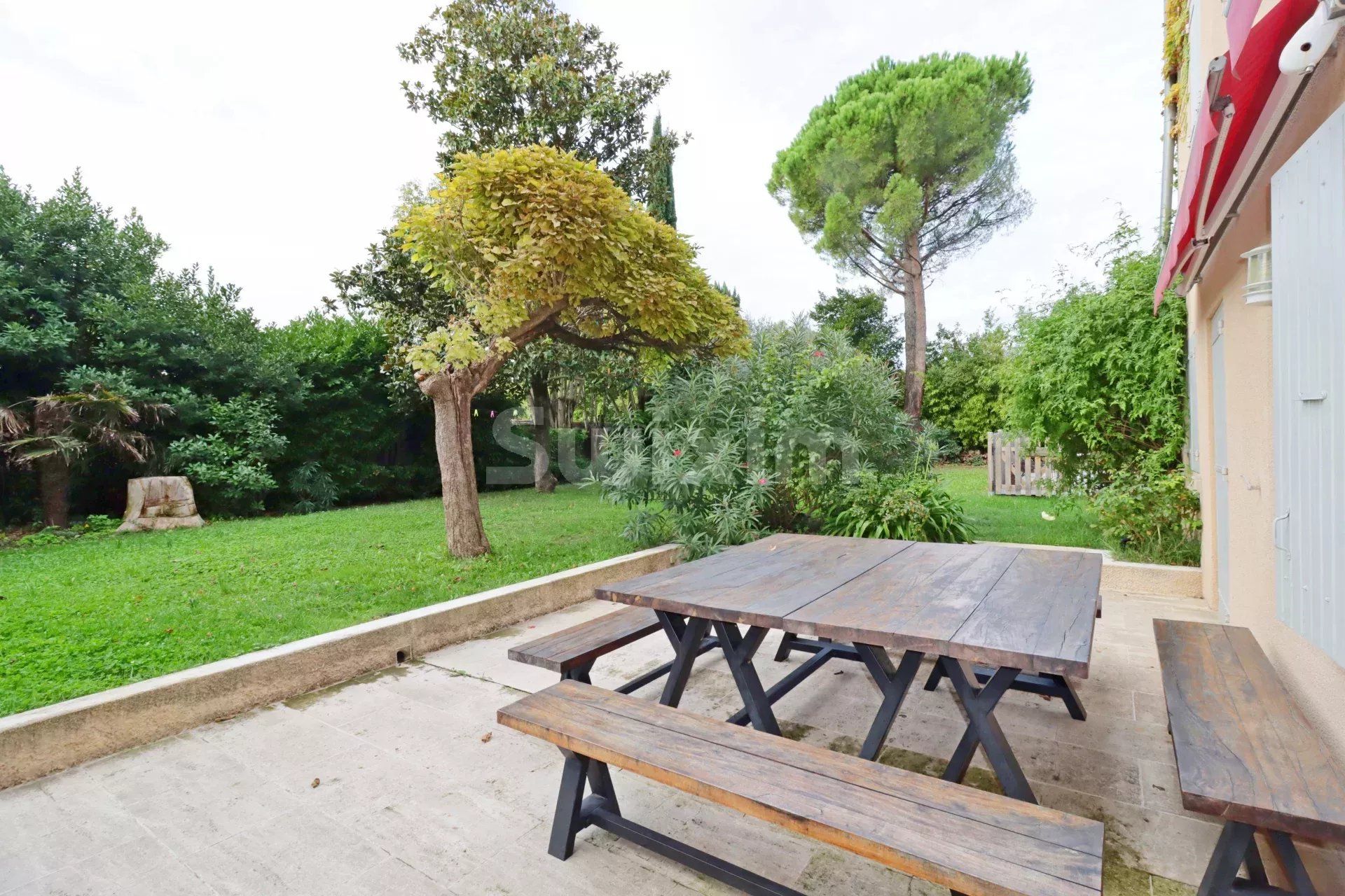 propriedade 12 Quartos para venda sobre Montélimar (26200)