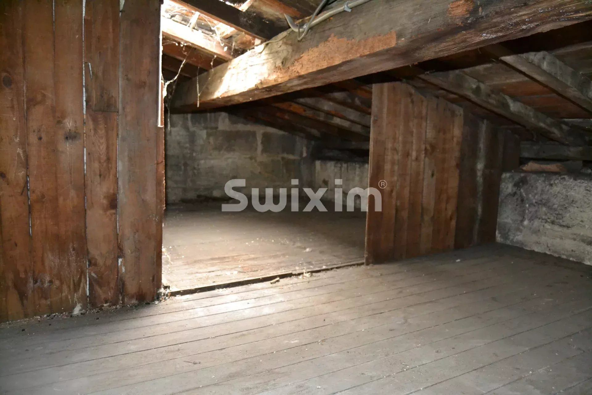 building 6 Rooms for sale on Bordeaux (33000)