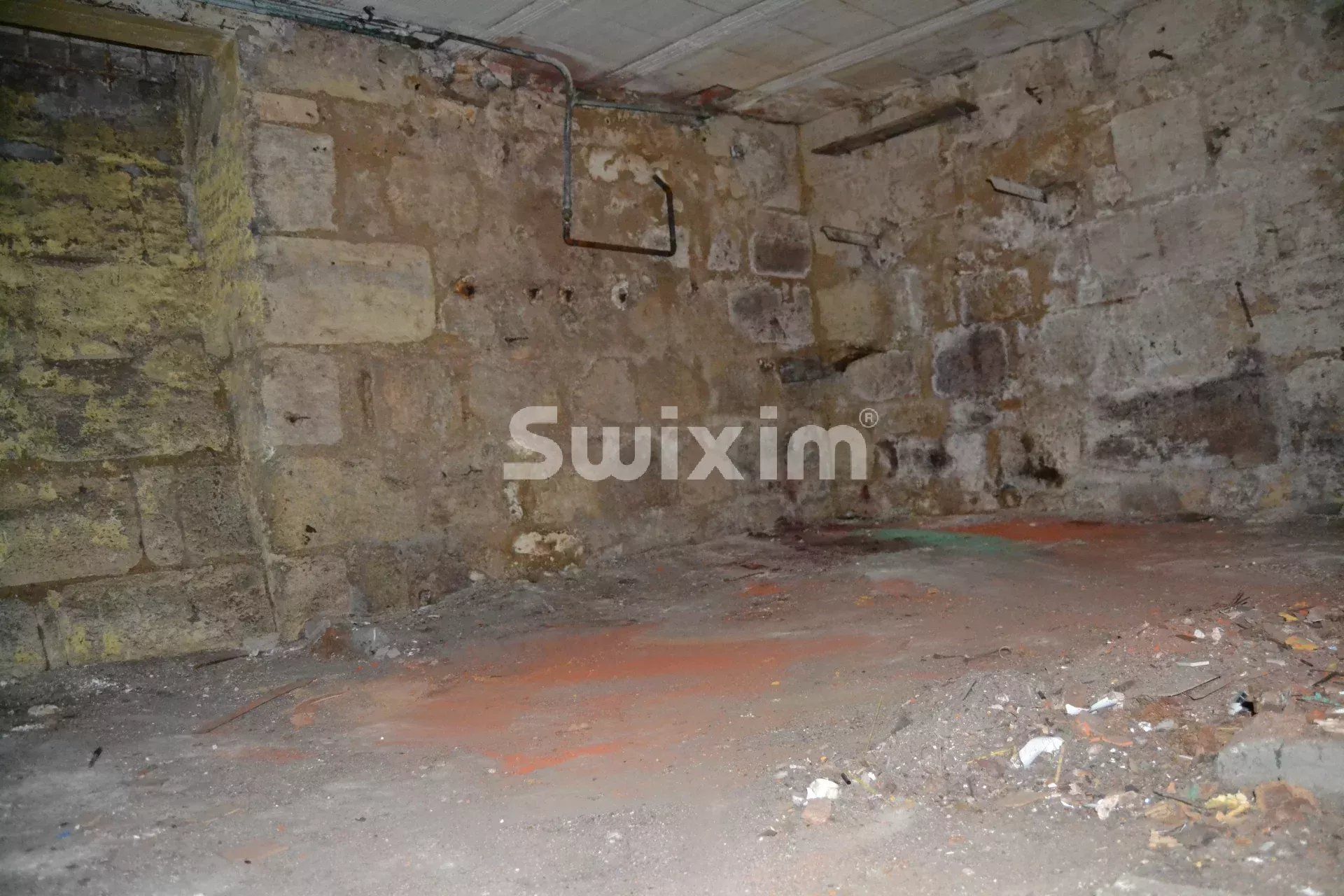 building 6 Rooms for sale on Bordeaux (33000)