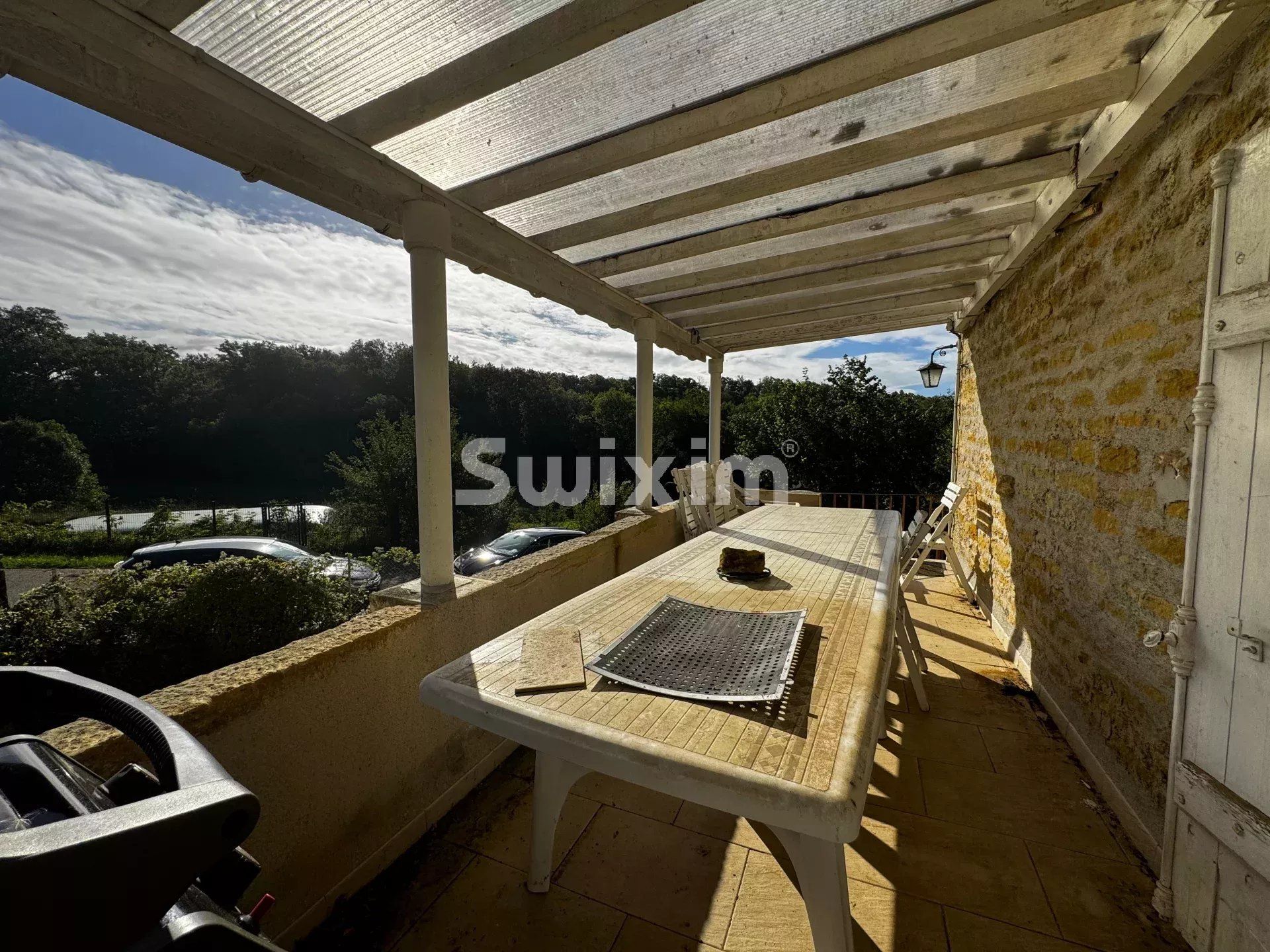 casa 4 Camere in vendita su Avallon (89200)