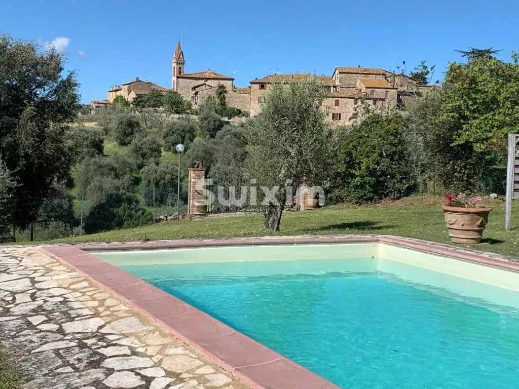 maison 4 Pièces en vente sur Castelnuovo Berardenga (53019)