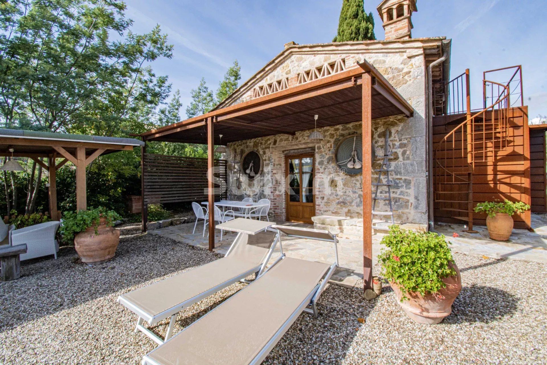 casa 4 Quartos para venda sobre Castelnuovo Berardenga (53019)