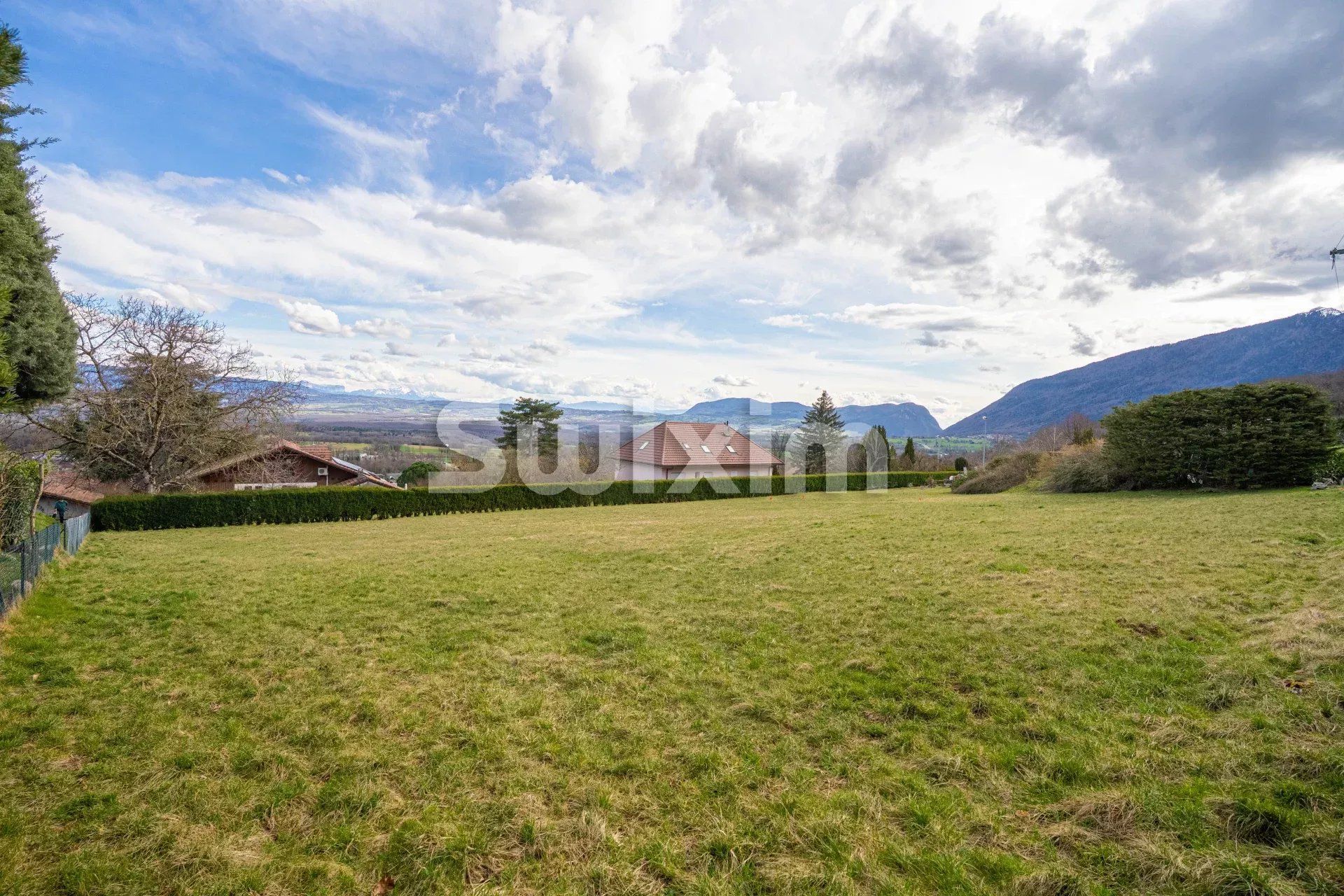 terrain à bâtir 1 pièce en vente sur Péron (01630)