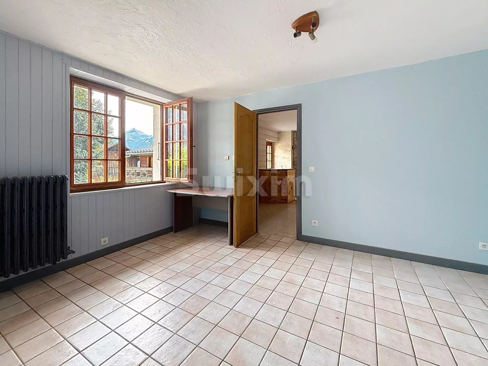 house 15 Rooms for sale on Passy (74190)