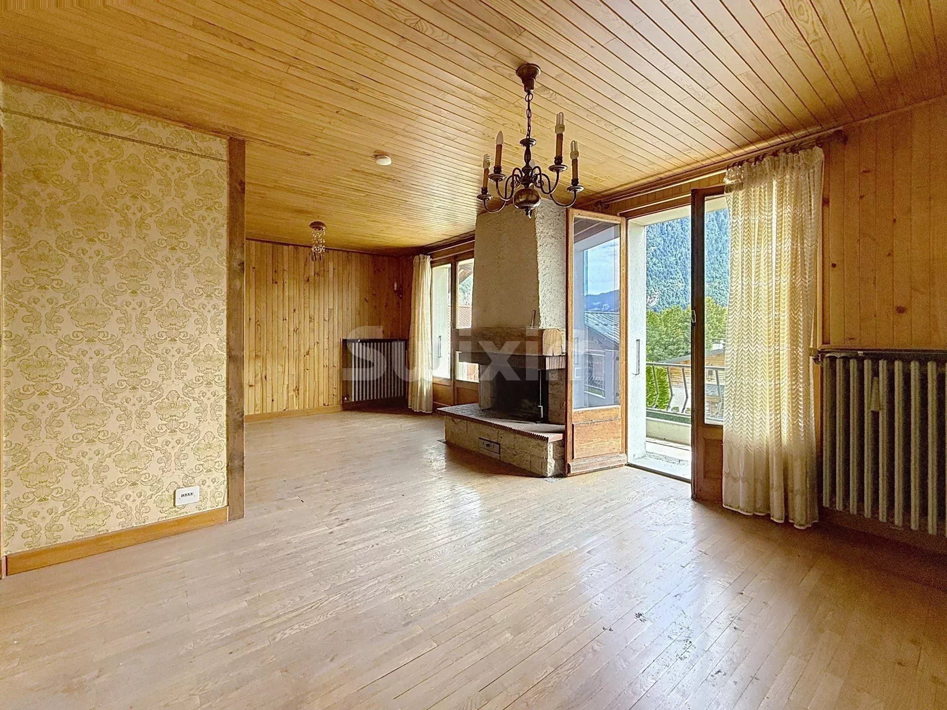 house 15 Rooms for sale on Passy (74190)