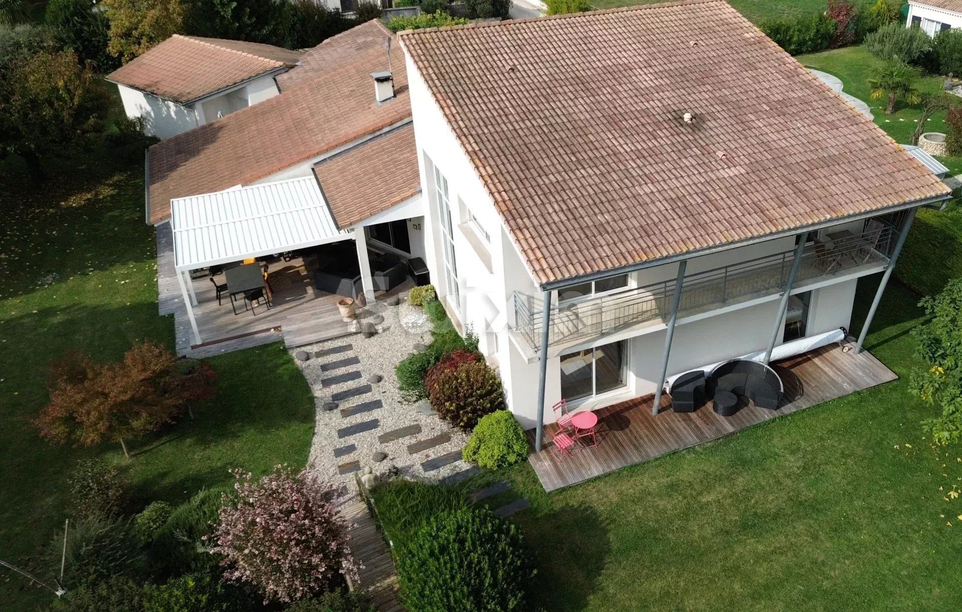 maison 10 Pièces en vente sur Saint-Marcel-lès-Valence (26320)