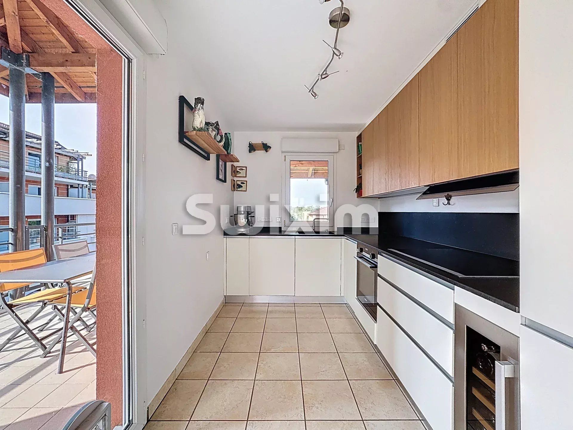apartment 6 Rooms for sale on Ferney-Voltaire (01210)