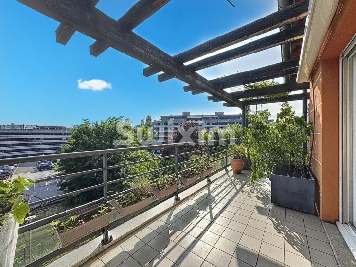 Vente Appartement Ferney-Voltaire 6 Pièces 142.06 m²