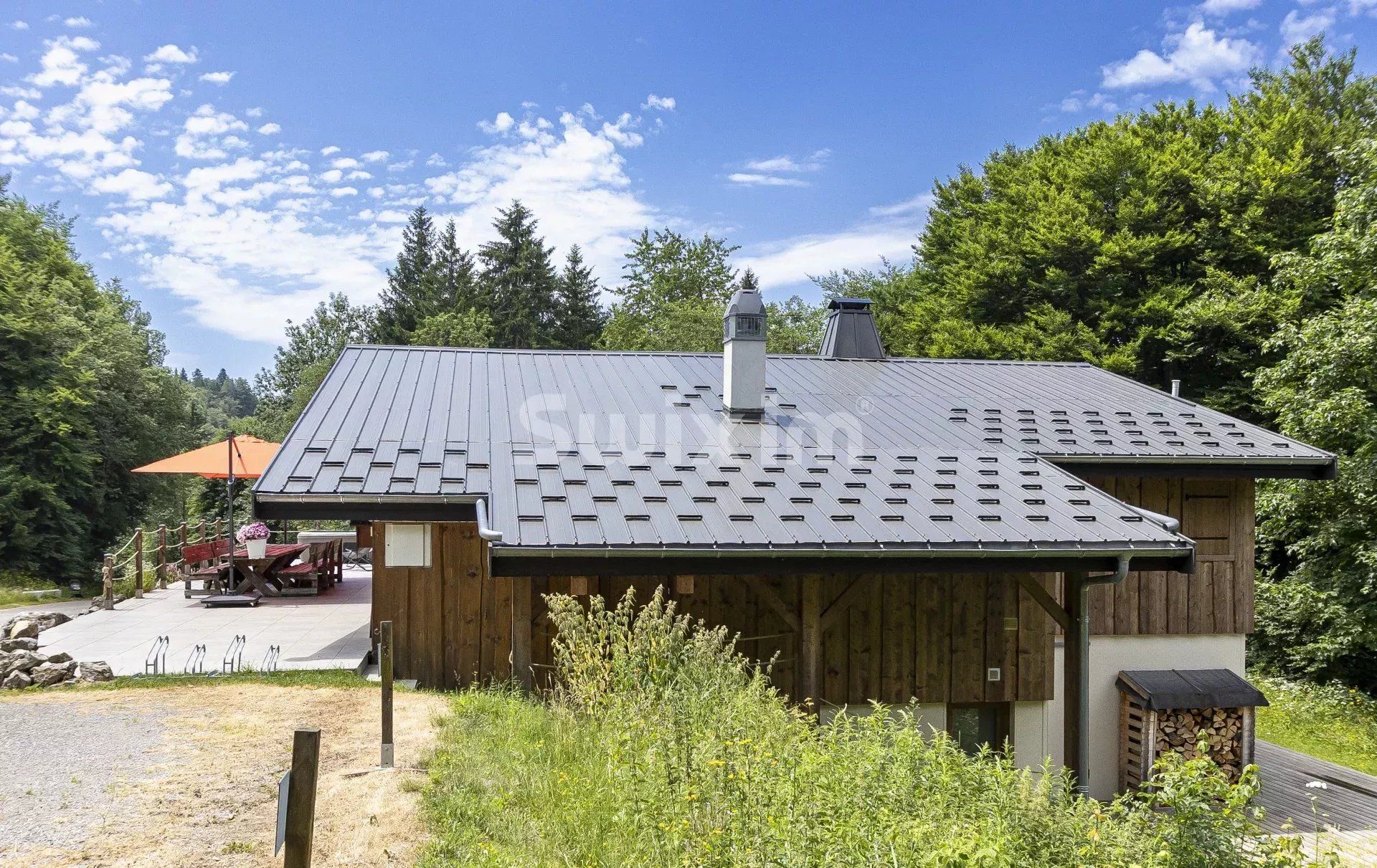 house 10 Rooms for sale on Habère-Poche (74420)