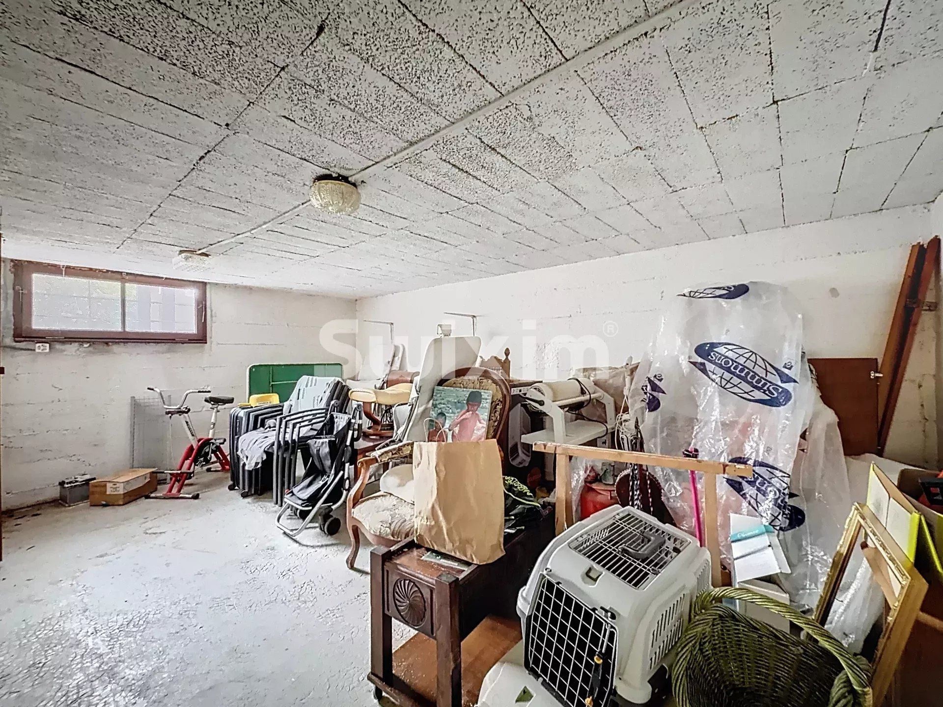 casa 7 Camere in vendita su Sauverny (01220)