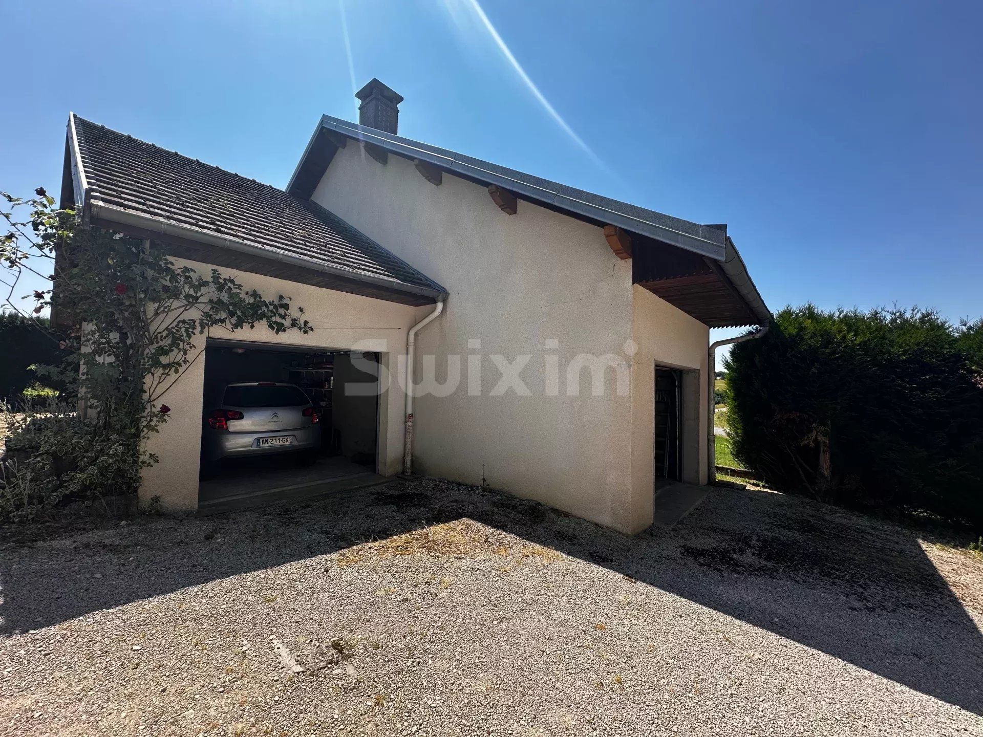 casa 5 Quartos para venda sobre Lons-le-Saunier (39000)