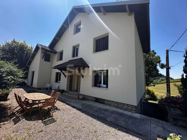 Vente Maison Lons-le-Saunier 5 Pièces 159.38 m²