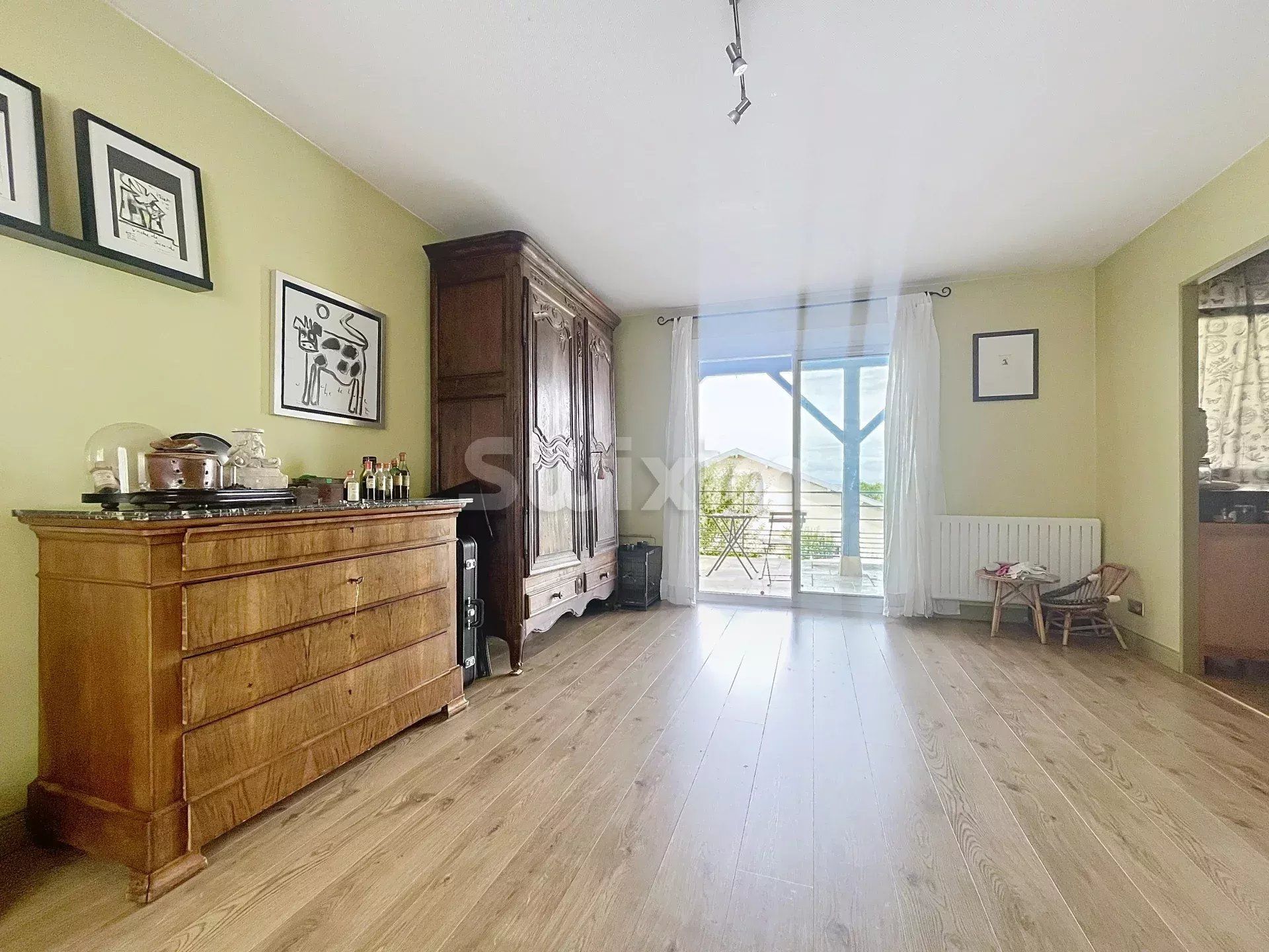 maison 7 Pièces en vente sur Bourg-en-Bresse (01000)