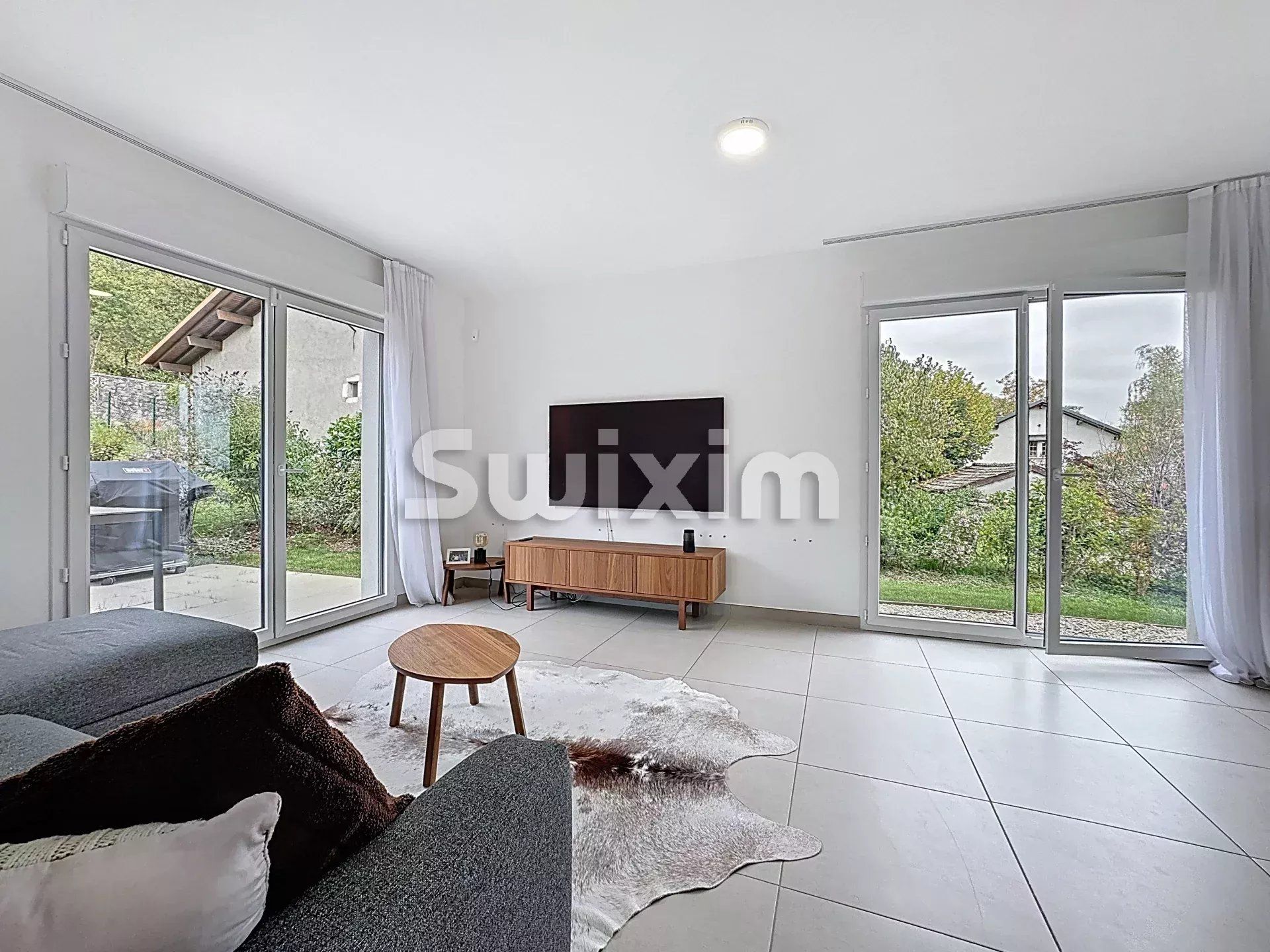 casa 5 Quartos para venda sobre Crozet (01170)